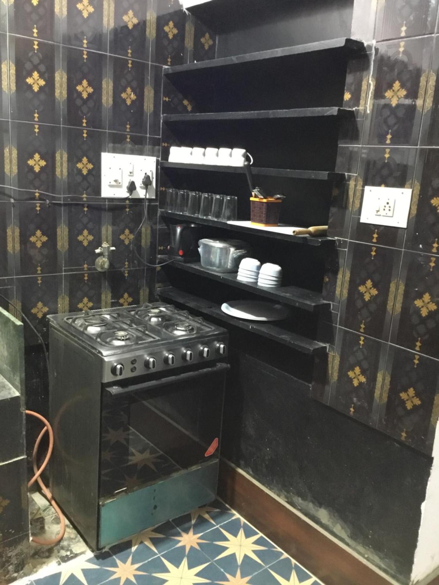Parimala Residency 2nd Floor Room2 Homestay *