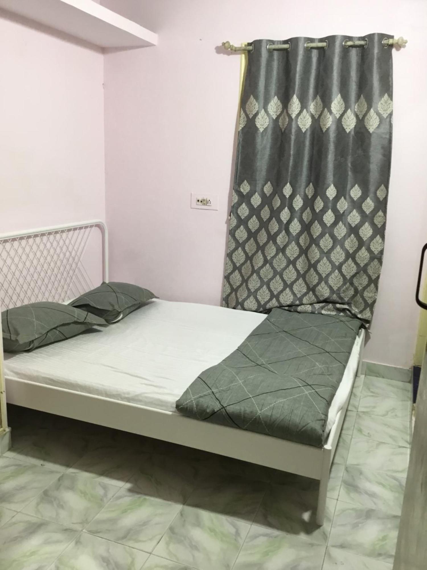 Parimala Residency 2nd Floor Room2 * Bangalore