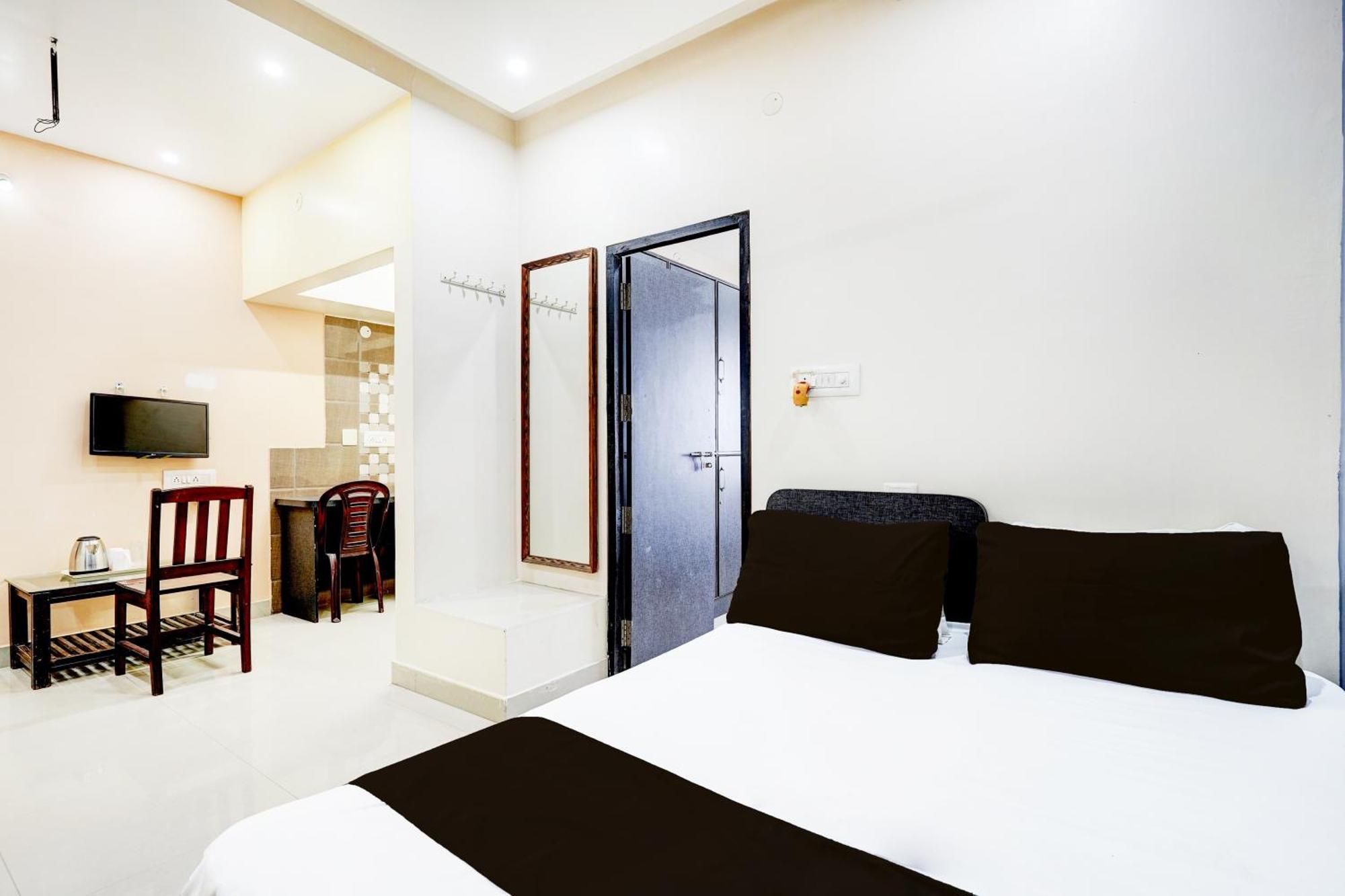 Nagananda Residency 2*