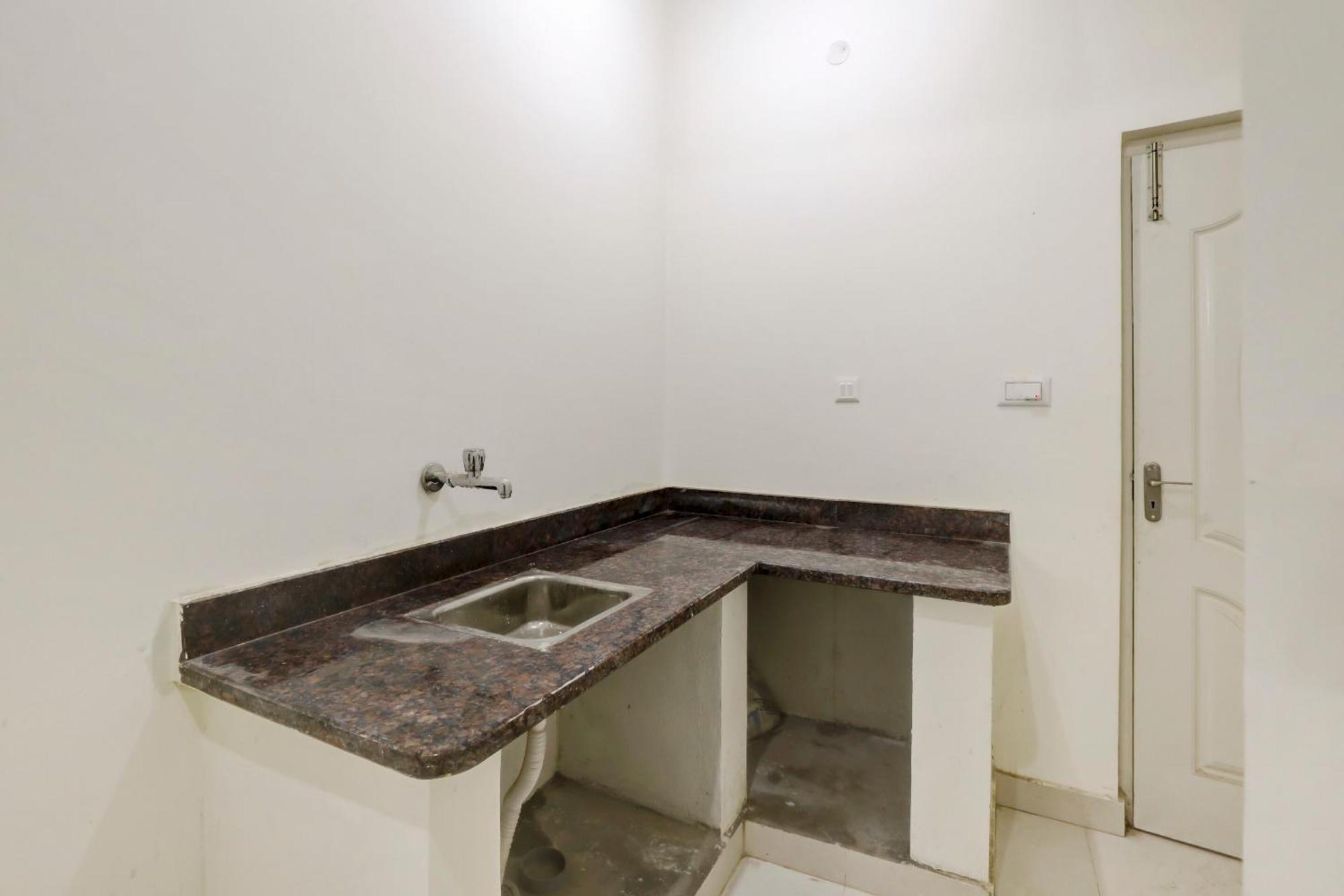 Hotel O The Purple Orchid 3*