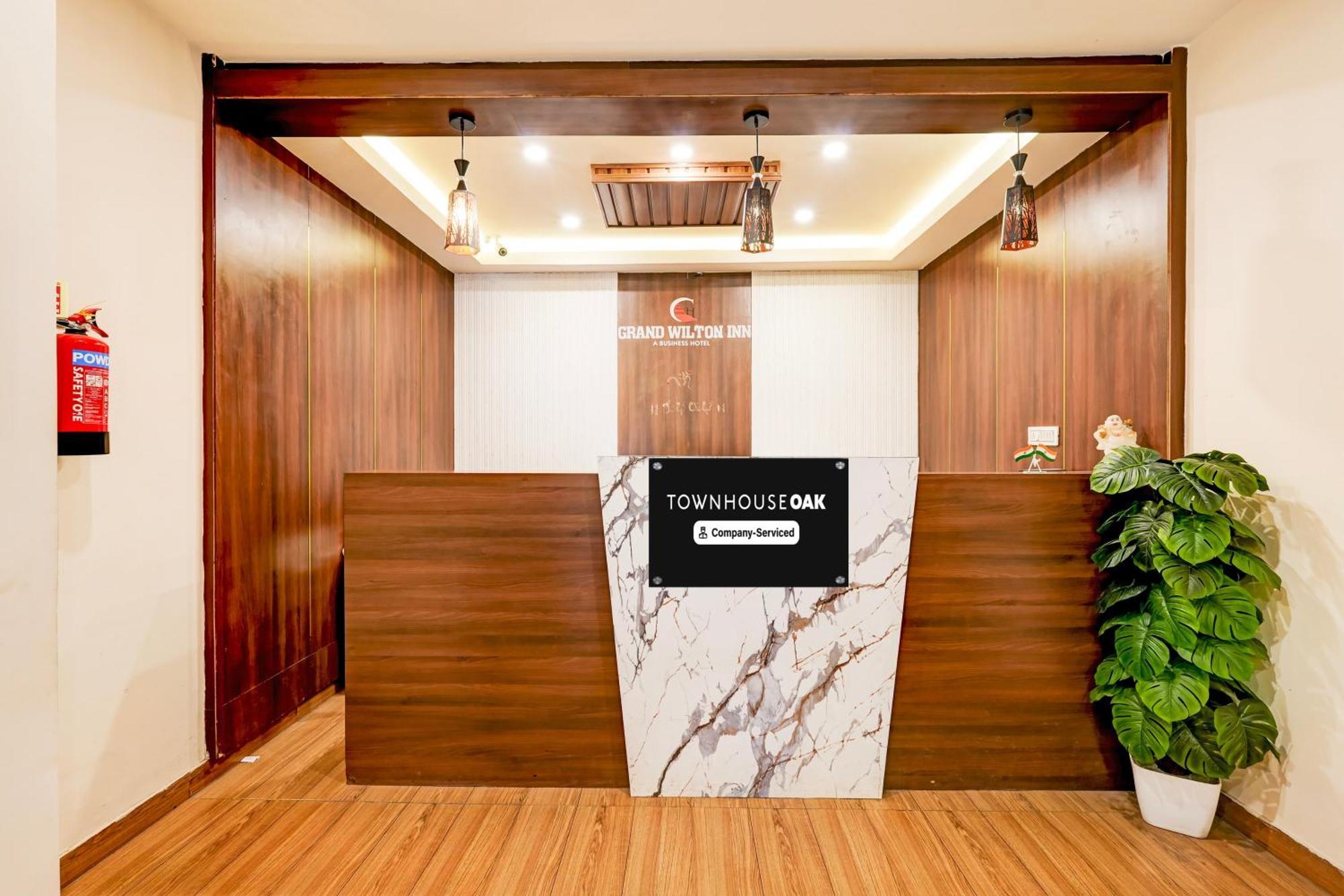 Super Townhouse Oak Mahadevapura Opposite Phoenix Mall Bangalore