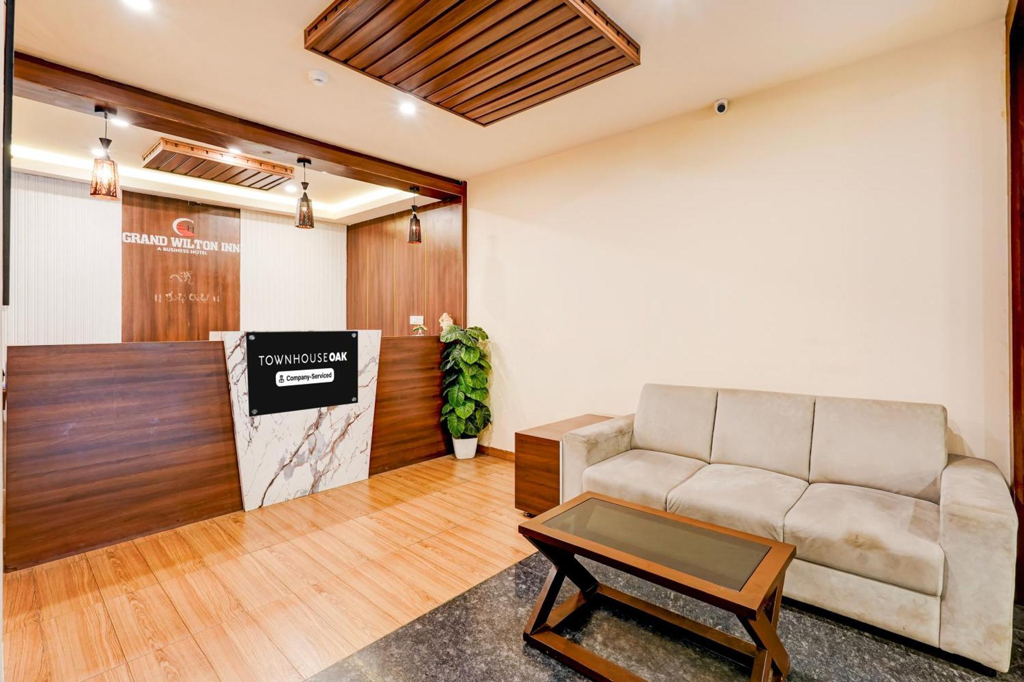 Super Townhouse Oak Mahadevapura Opposite Phoenix Mall Hotel 4*