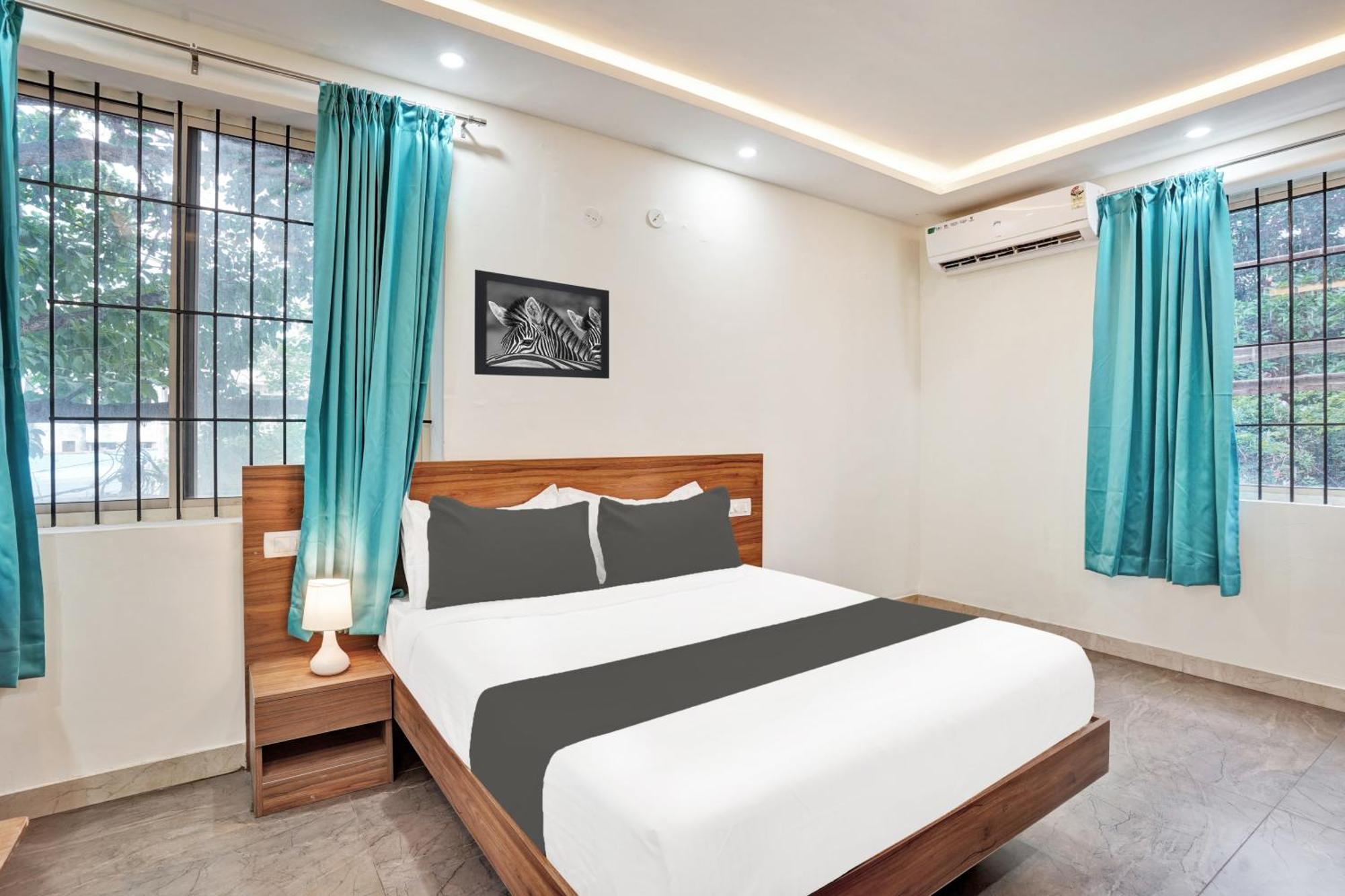 O Gayathri Metro Deluxe 3* Bangalore
