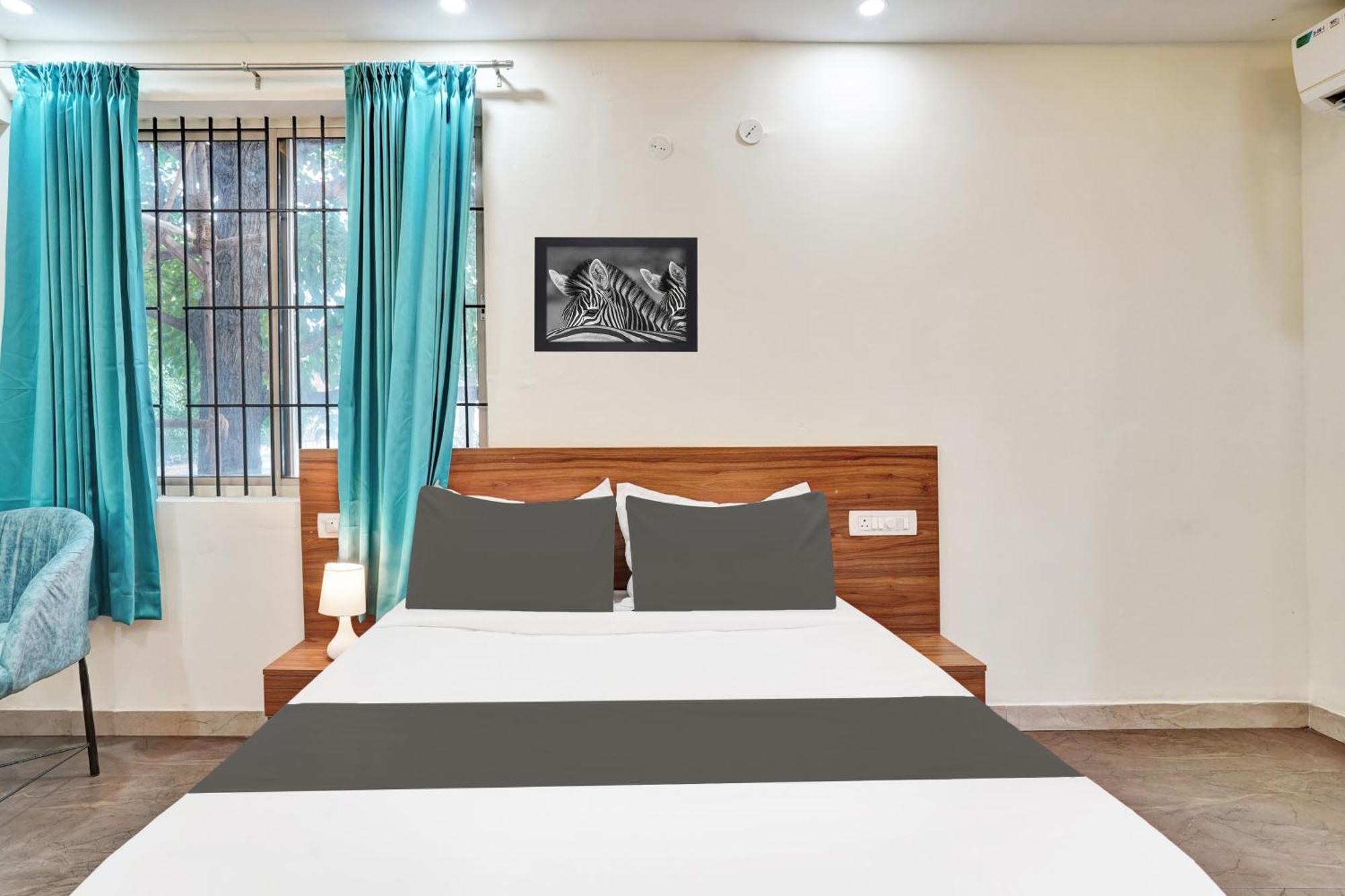 O Gayathri Metro Deluxe 3*