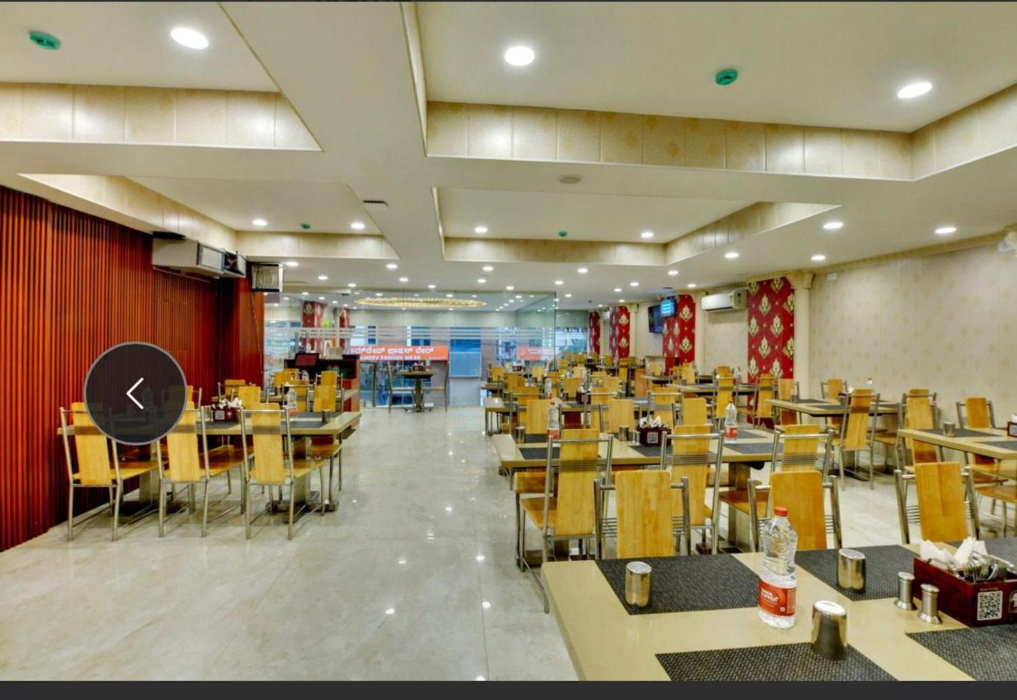 Ahom Comfort, Hotel