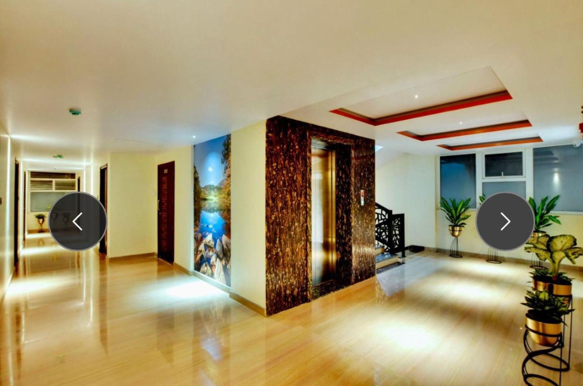 Hotel Ahom Comfort, Bangalore