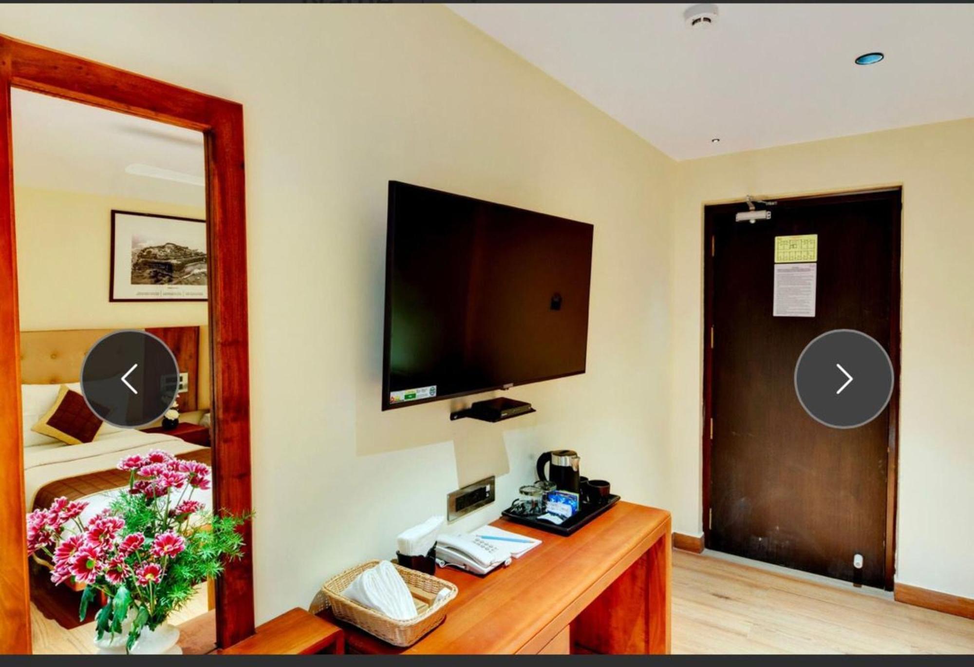 Ahom Comfort, 3*