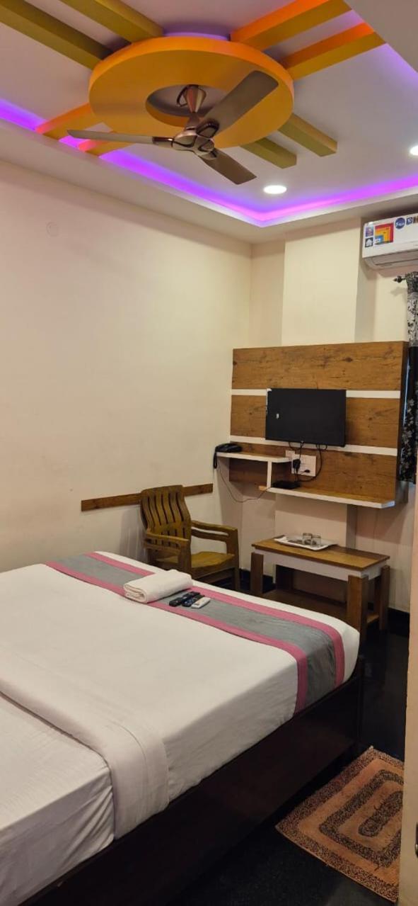 Hotel Day And Night Residency 3*