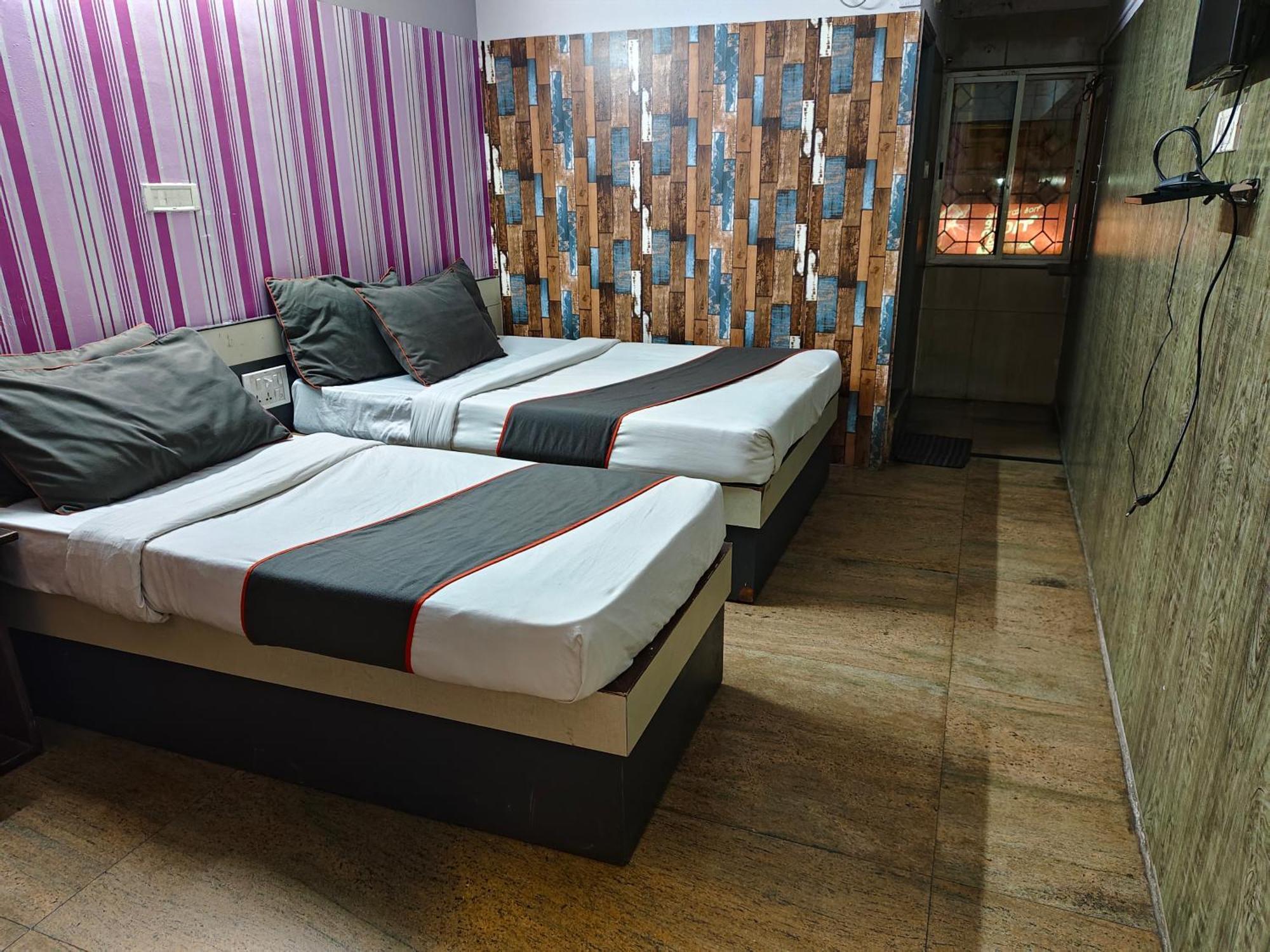 Blue Hotel