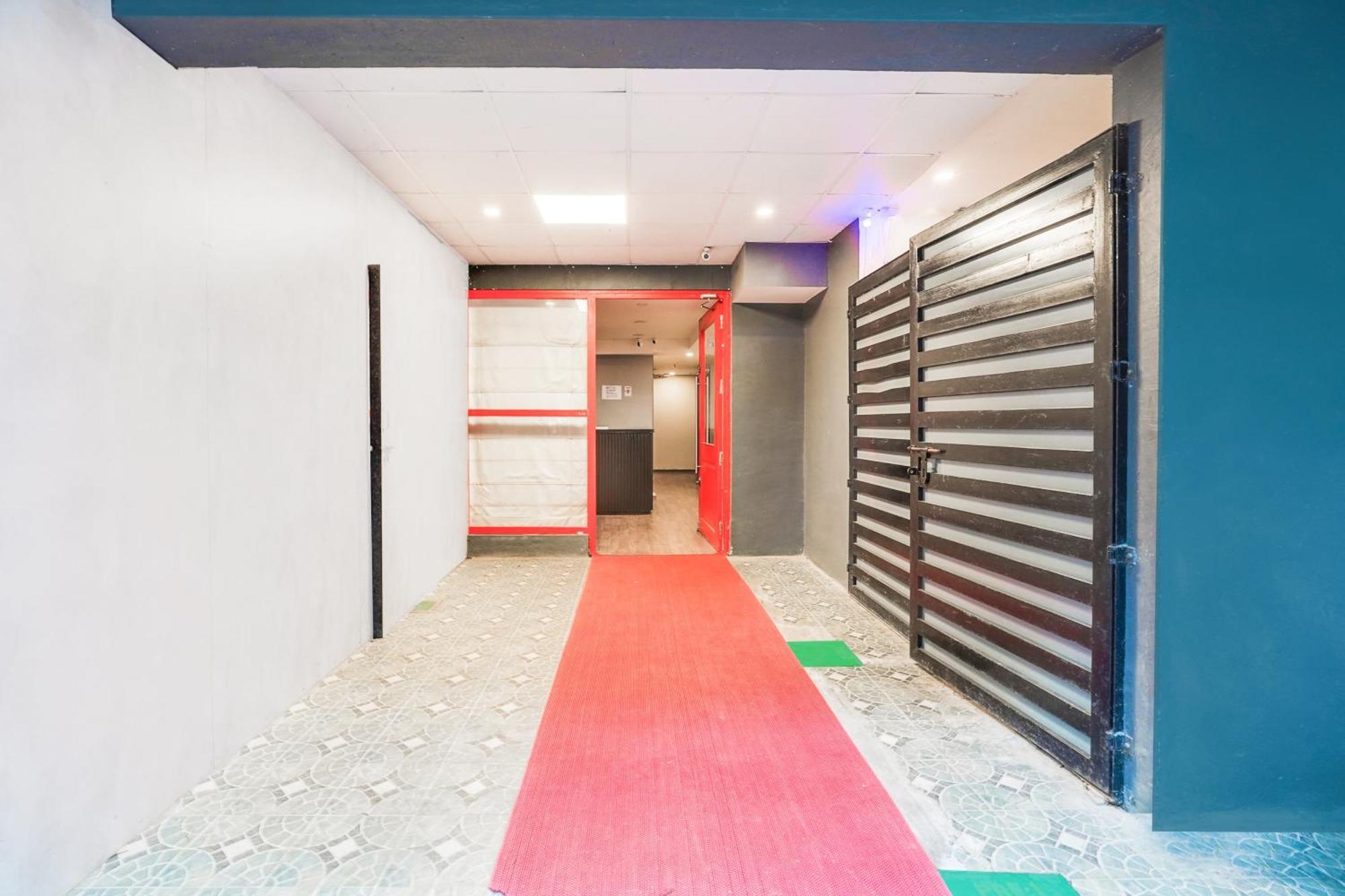 Hotel Super Townhouse Oak Indiranagar