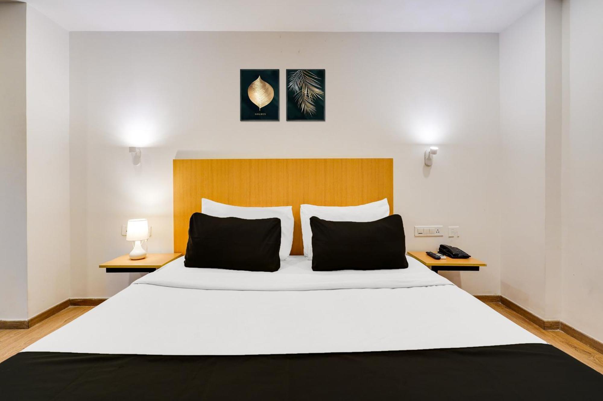 Super Townhouse Oak Indiranagar Hotel Bangalore