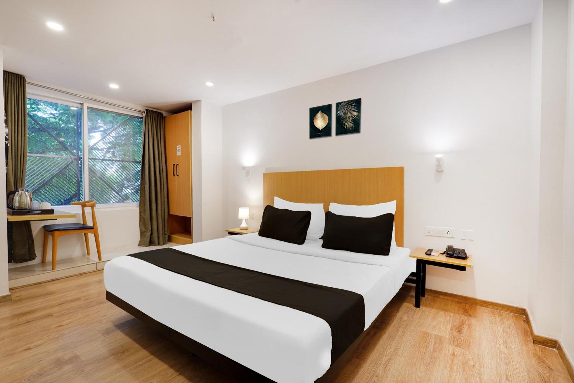 Hotel Super Townhouse Oak Indiranagar Bangalore