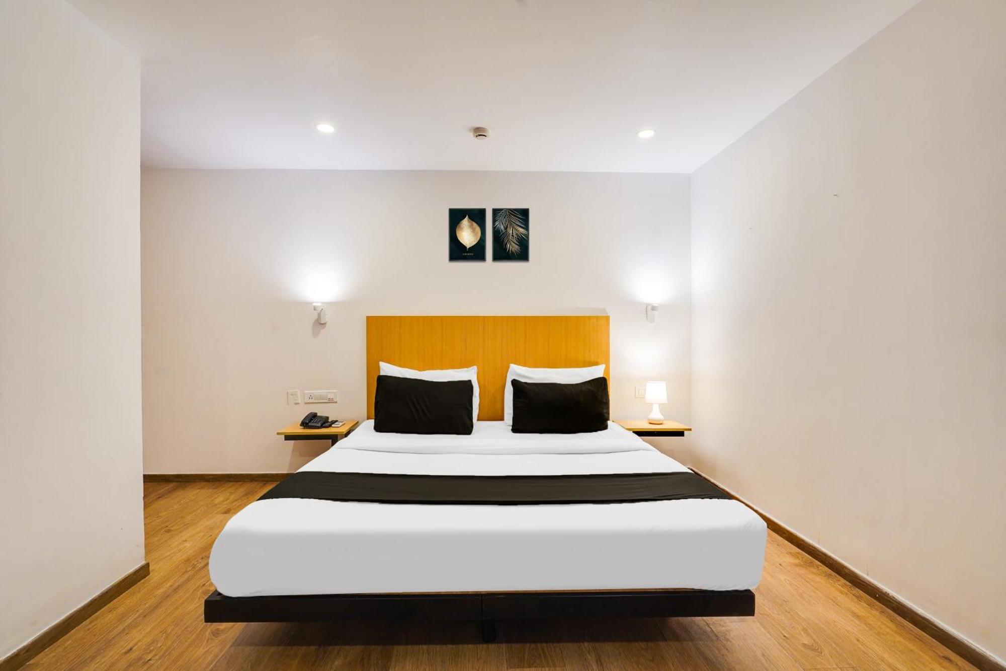 Super Townhouse Oak Indiranagar 4* Bangalore