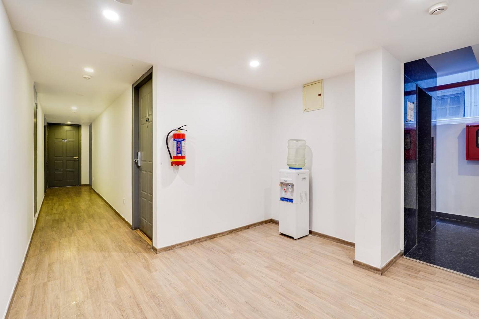 Hotel Super Townhouse Oak Indiranagar