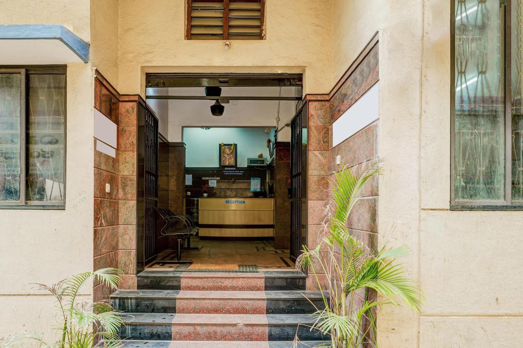 Super Collection O Yeshwantpur Formerly Sunder Nivas Hotel
