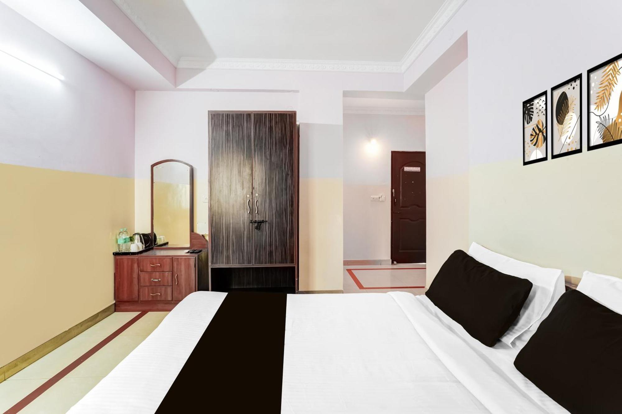 Super Collection O Yeshwantpur Formerly Sunder Nivas Hotel 2*