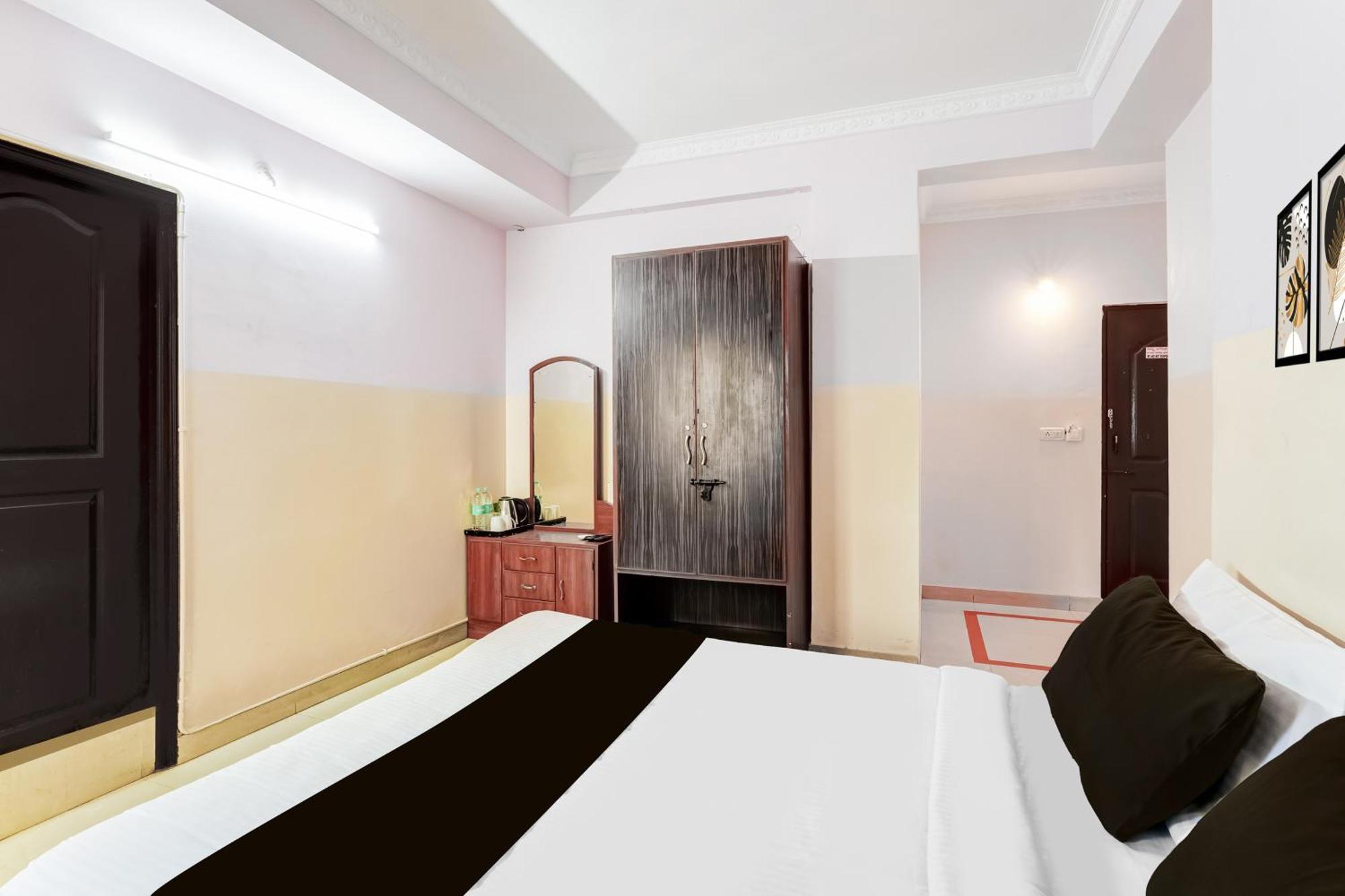 Hotel Super Collection O Yeshwantpur Formerly Sunder Nivas Bangalore