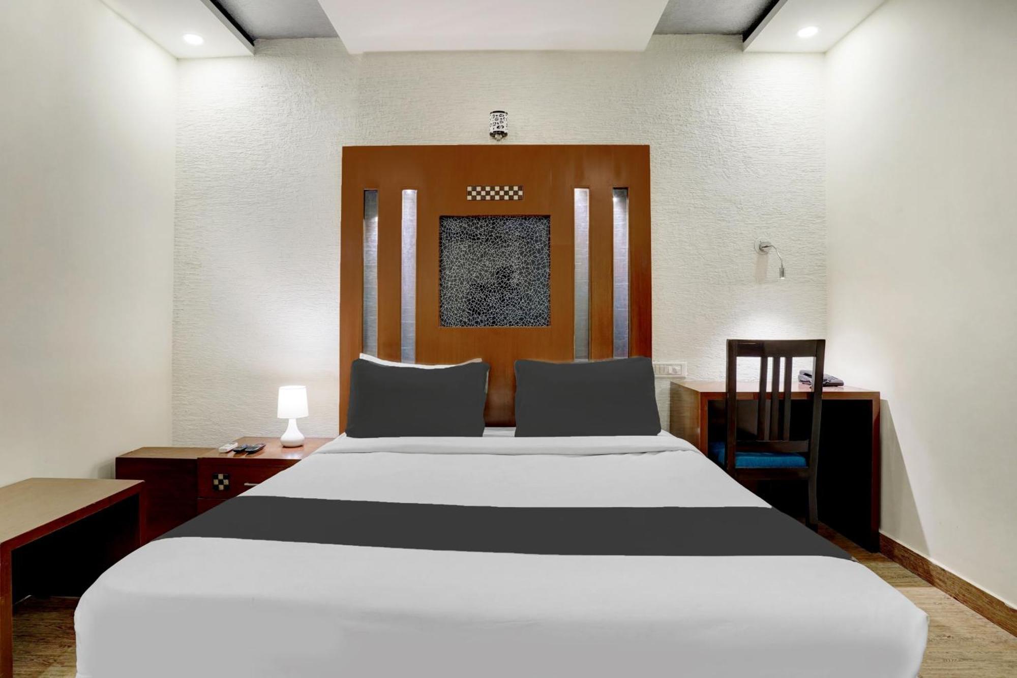 Hotel Super Townhouse Koramangala