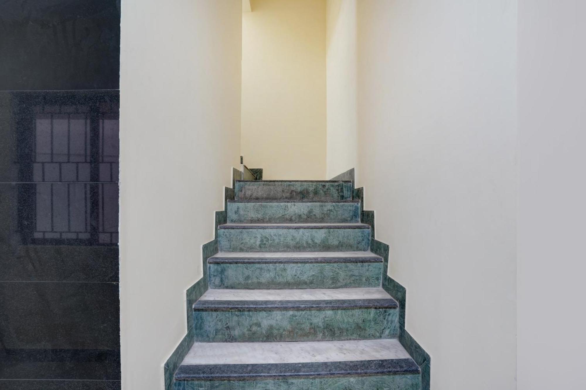 Hotel Super Townhouse Koramangala