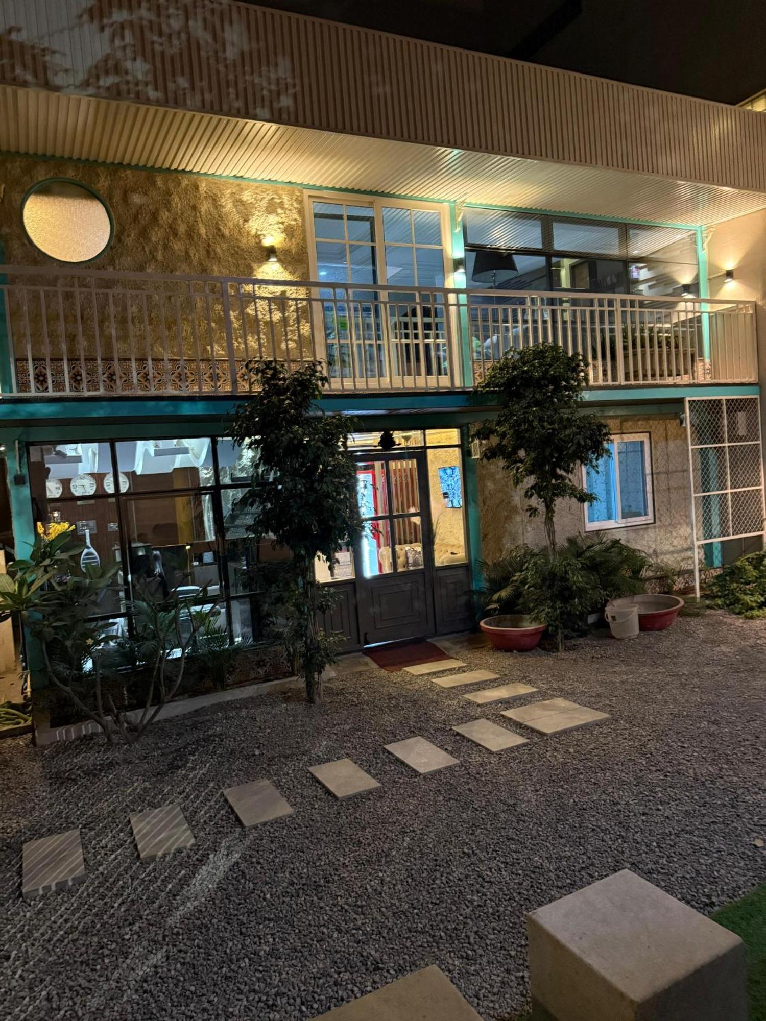 Lg 3* Bangalore