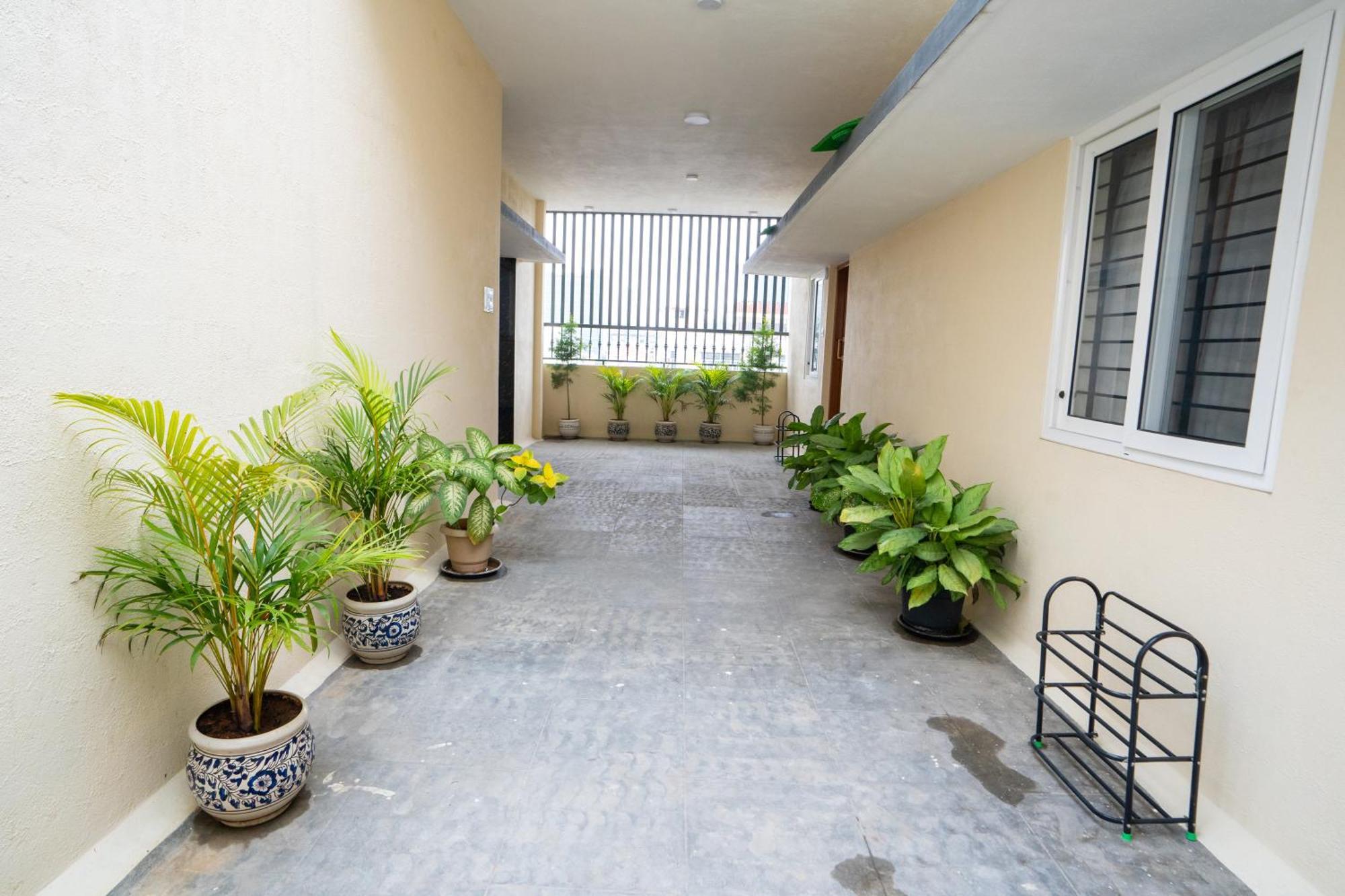 Om Residency Jp Nagar Homestay *