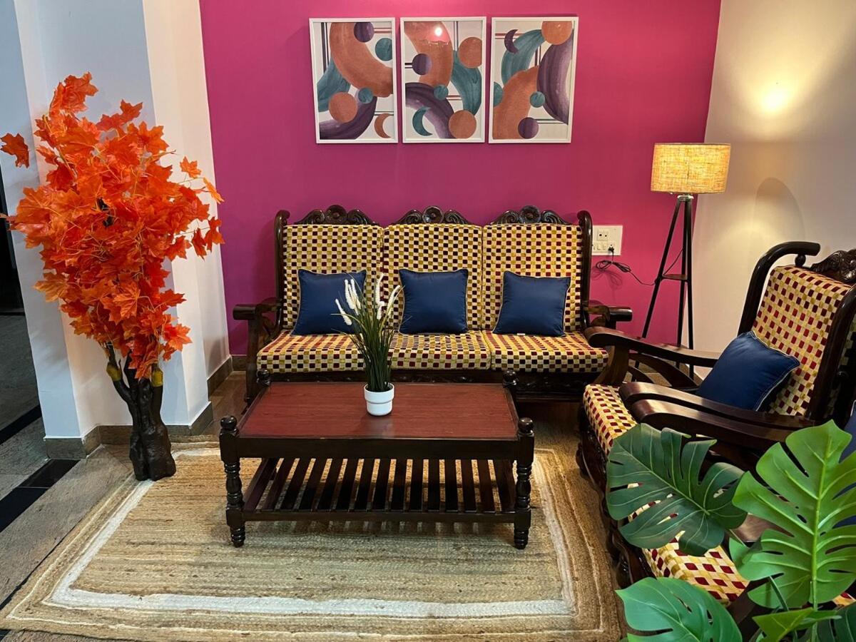 Apartment Luxury 3bhk Flat In Bengaluru, Near To Metro- 101 *