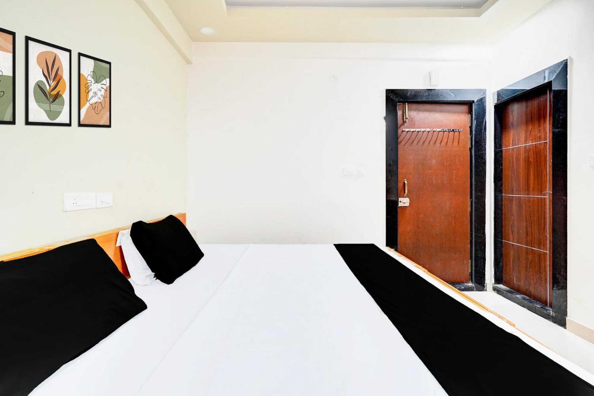 Hotel O Sri Vishnu Prime Opposite The Salon, Kundalhalli Gate Bangalore