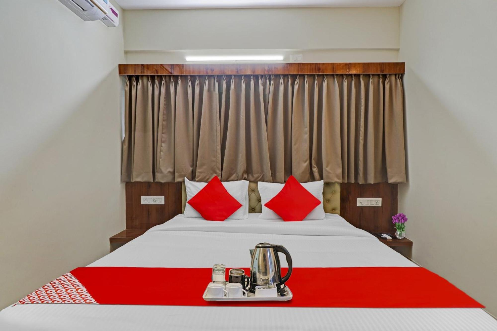 Super Collection O Global Near Kengeri Bus Terminal Metro Station Hotel Bangalore