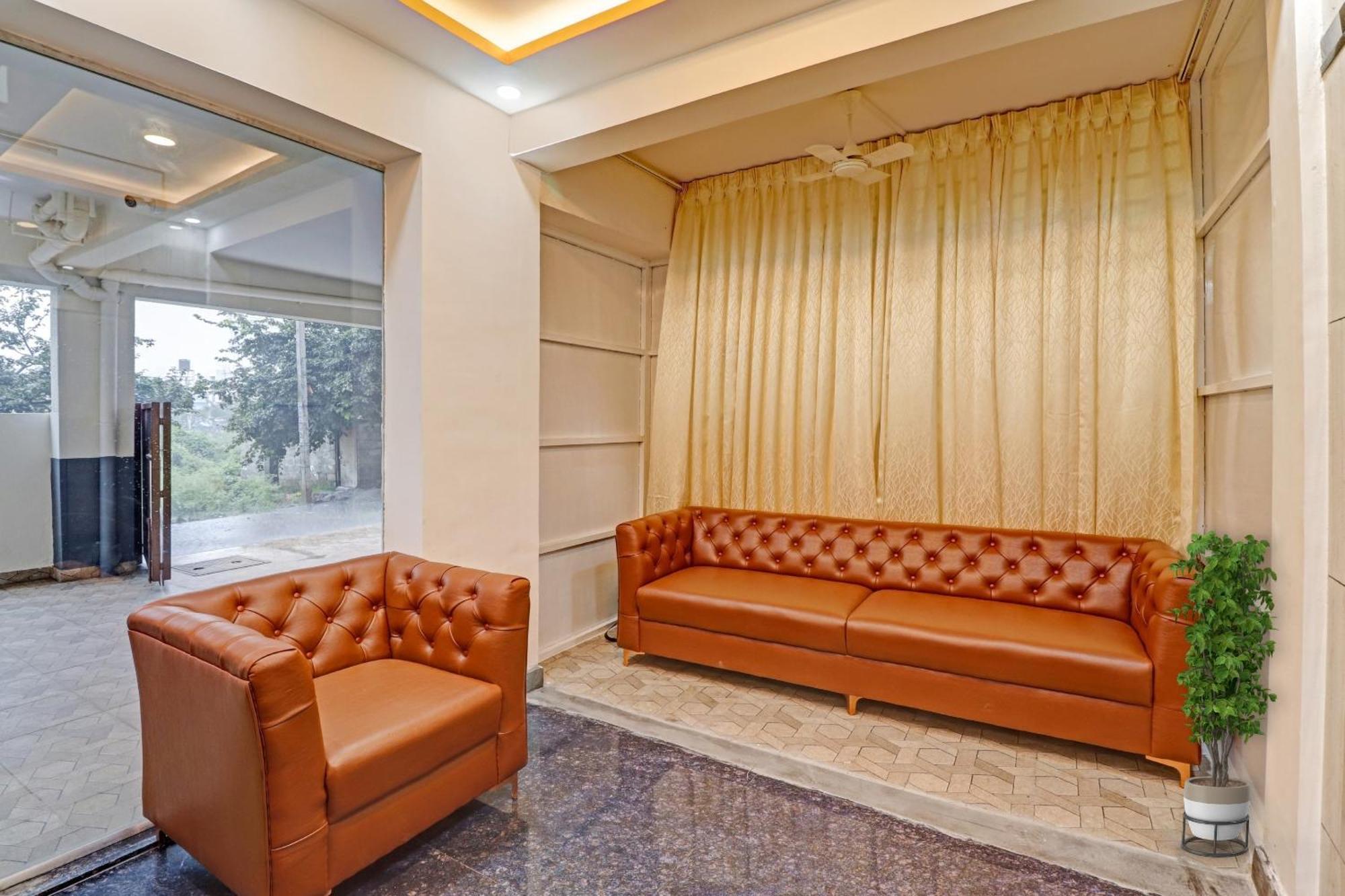 Hotel Super Collection O Global Near Kengeri Bus Terminal Metro Station 4*