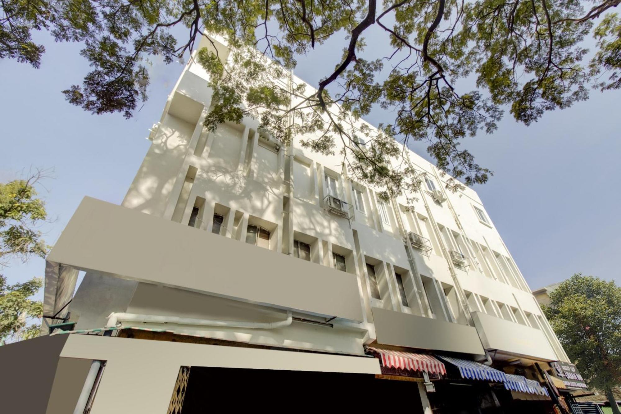 Hotel O Urban 3*