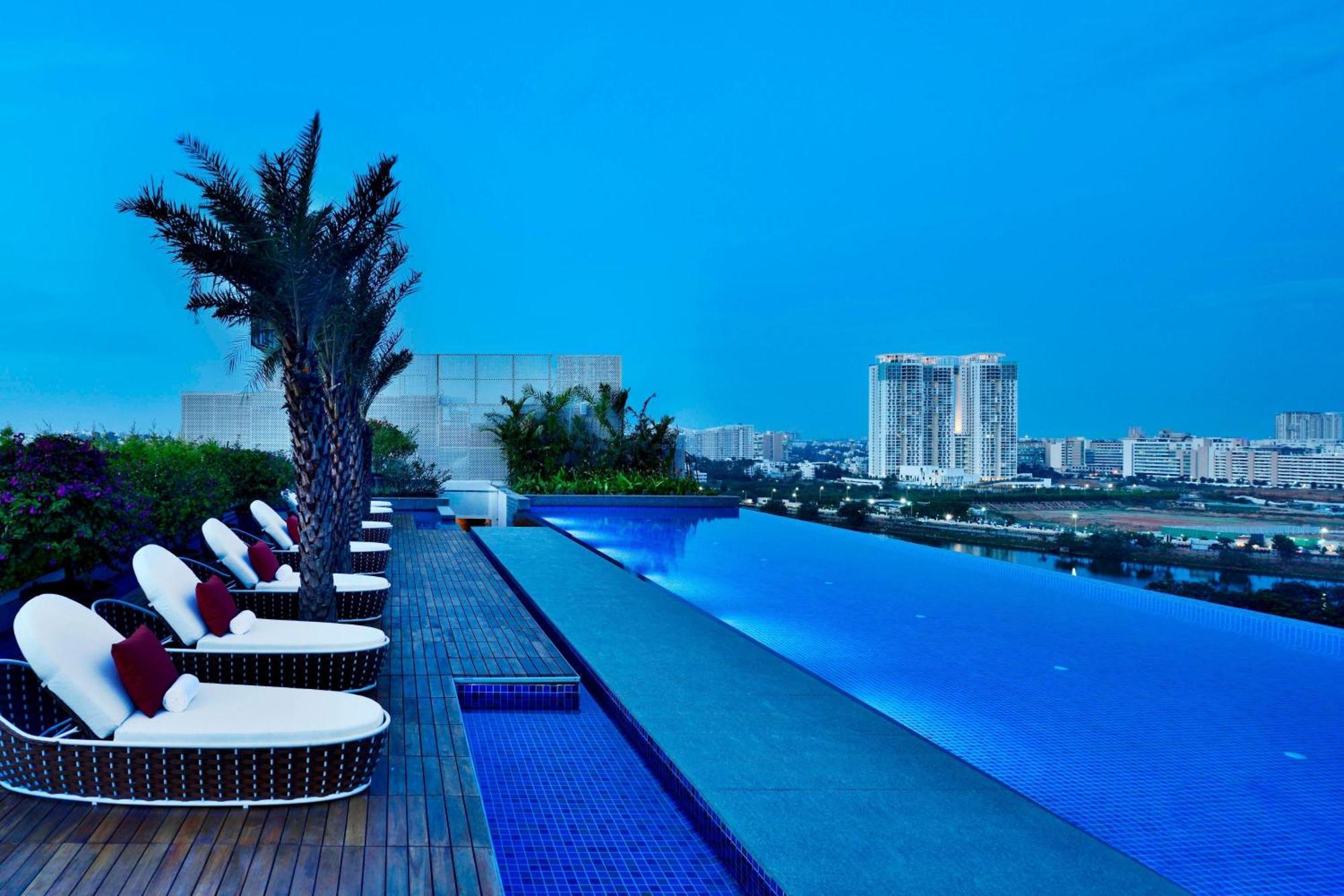 Hotel Courtyard By Marriott Hebbal Bangalore
