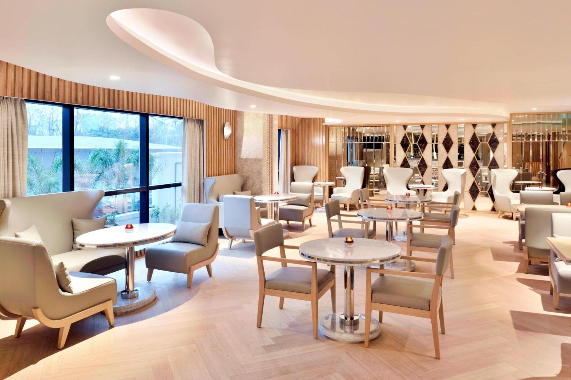 Courtyard By Marriott Hebbal 5* Bangalore