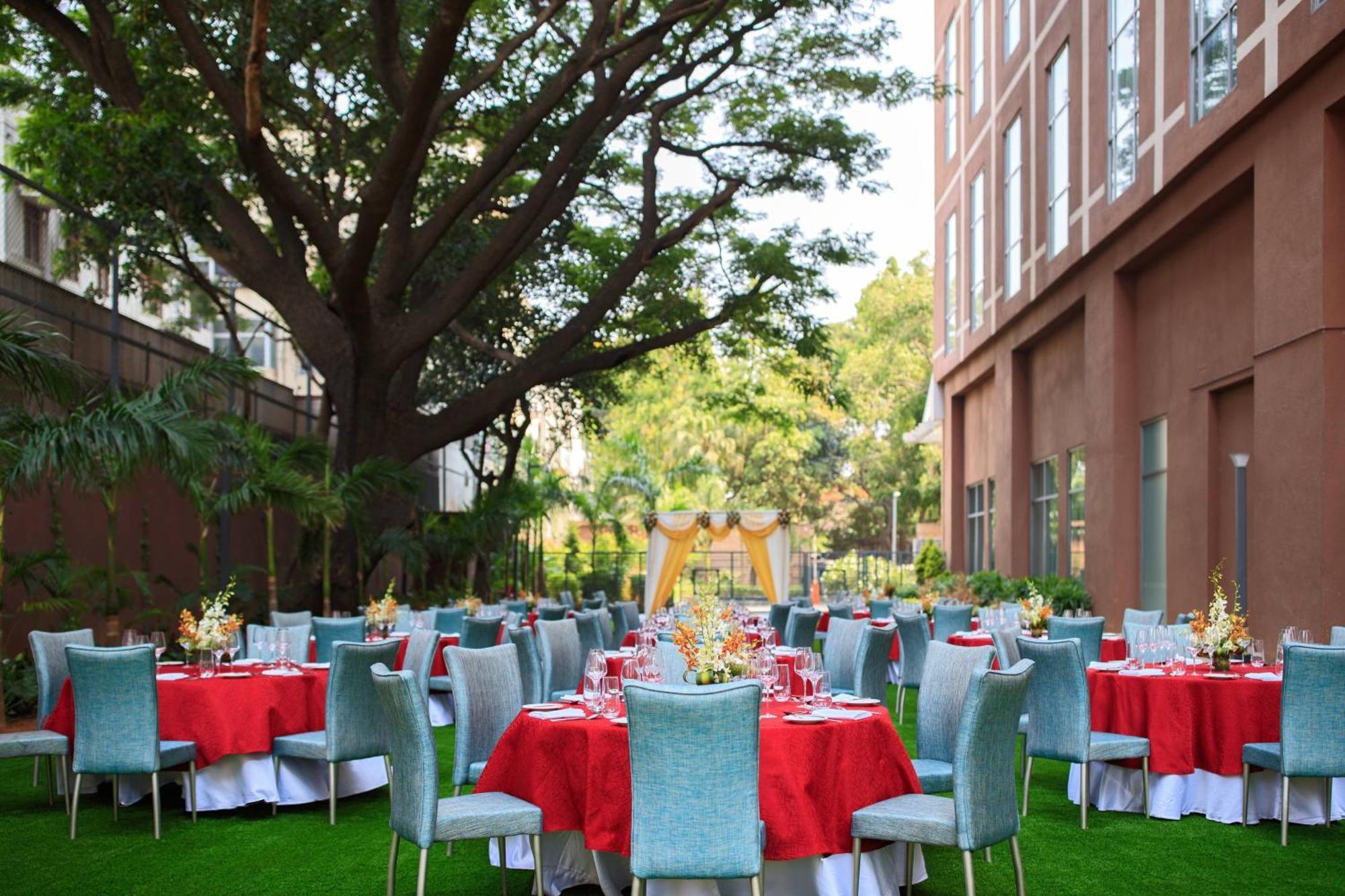 Hotel Renaissance Race Course 5*