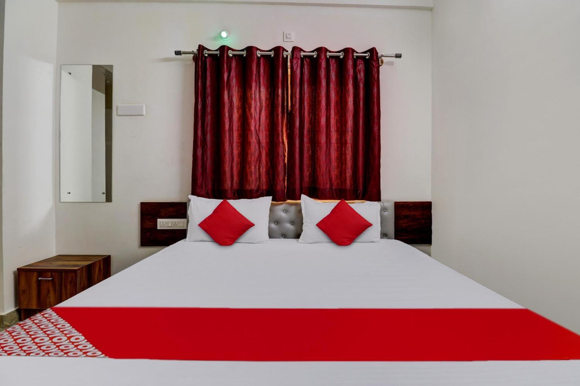O Aishwarya Comfort Hotel 3*