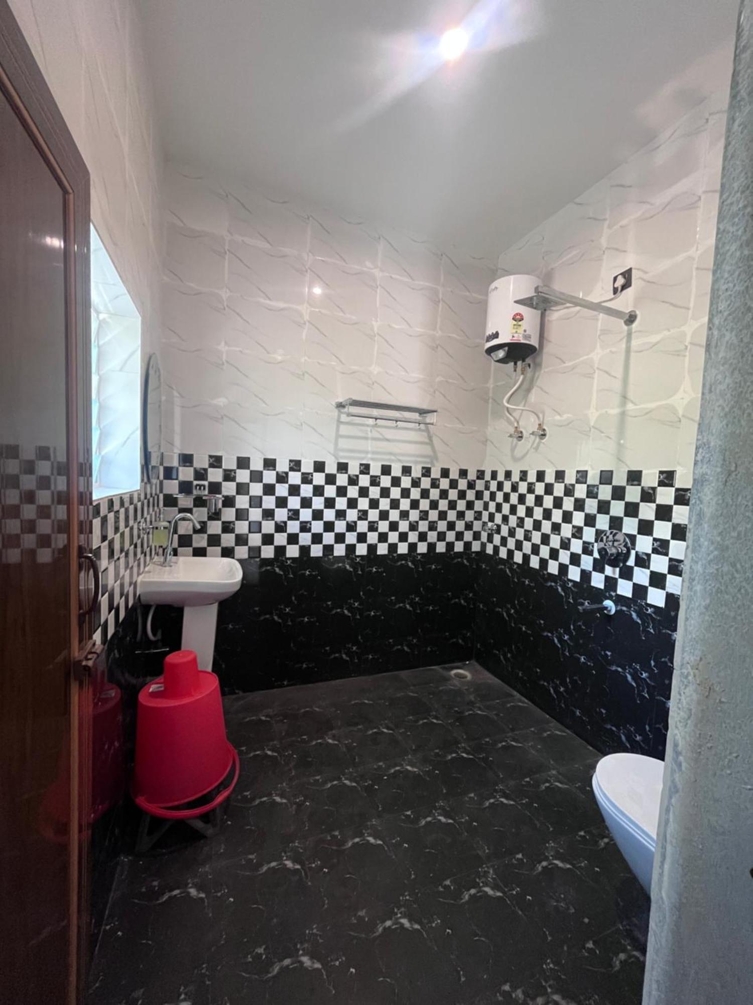 Gandhadagudi Nature Retreat Farm stay Bangalore