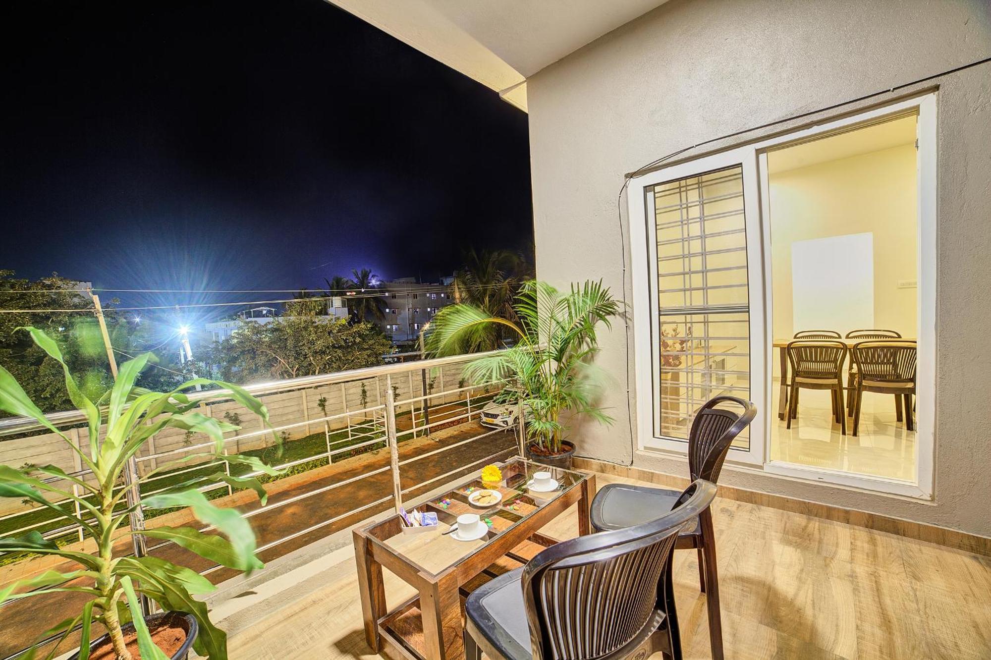 Entire 4 Bedrooms For Family And Group Near Airport Villa *