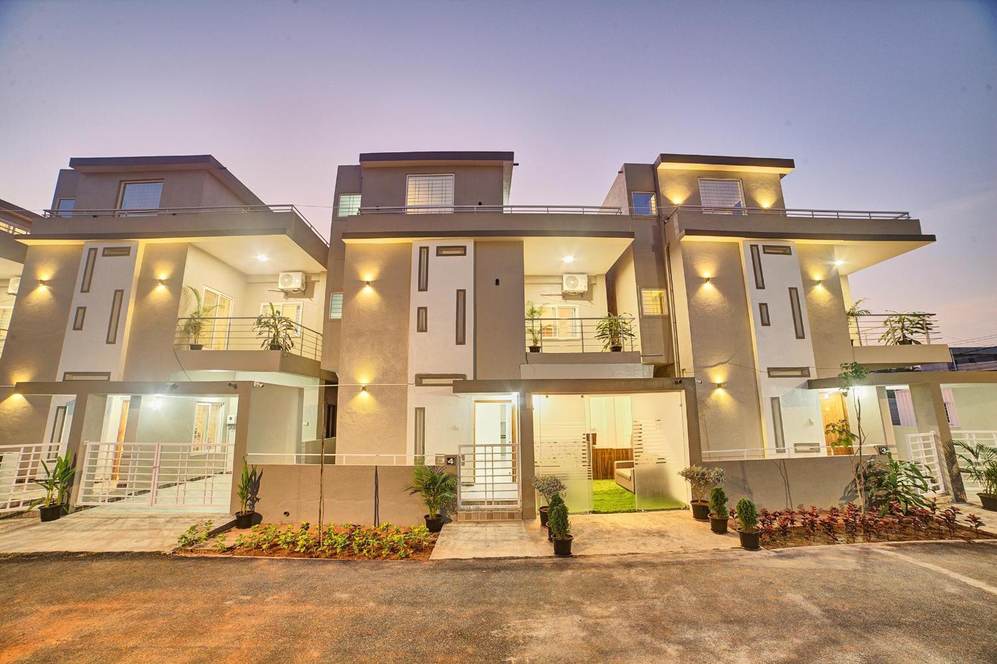 Entire 4 Bedrooms For Family And Group Near Airport Bangalore