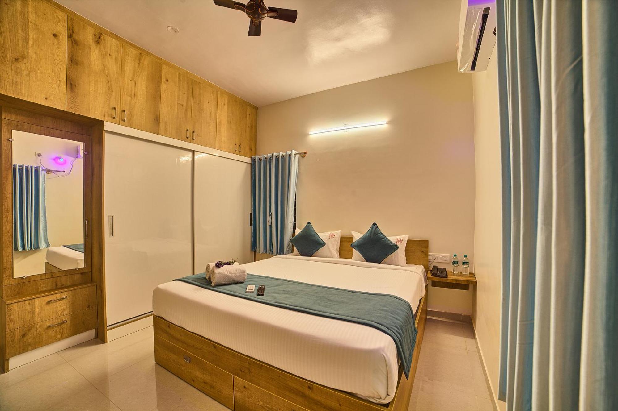 Villa Entire 4 Bedrooms For Family And Group Near Airport