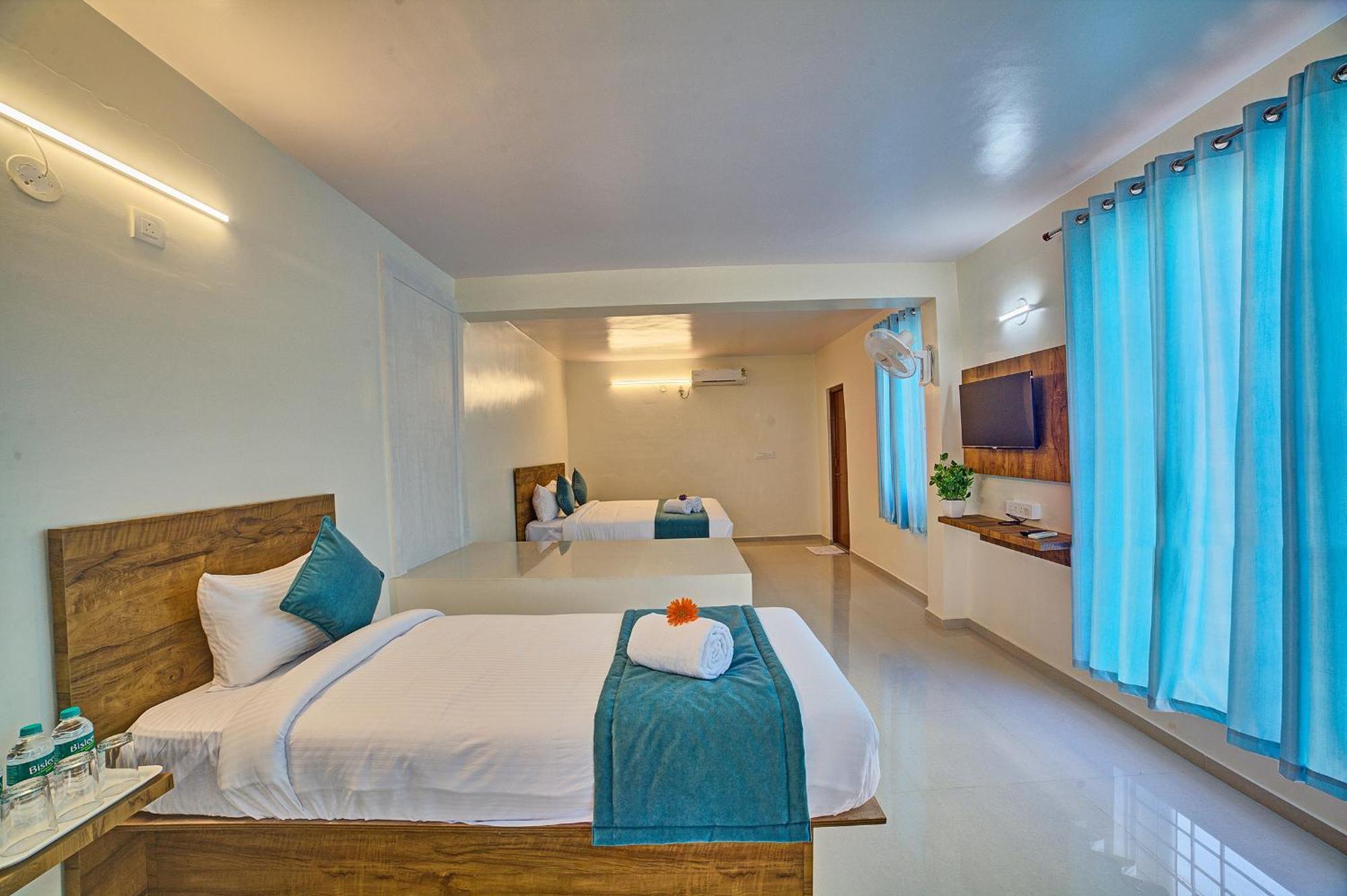 Villa Entire 4 Bedrooms For Family And Group Near Airport