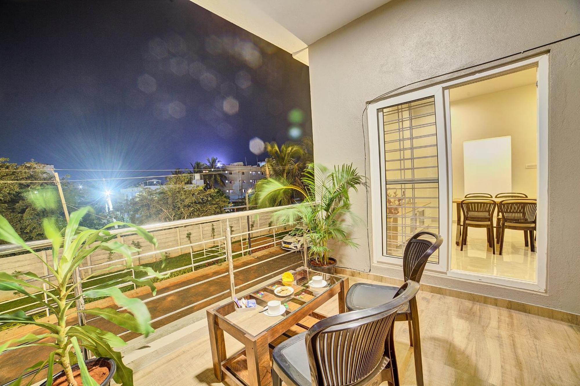Entire 4 Bedrooms For Family And Group Near Airport *