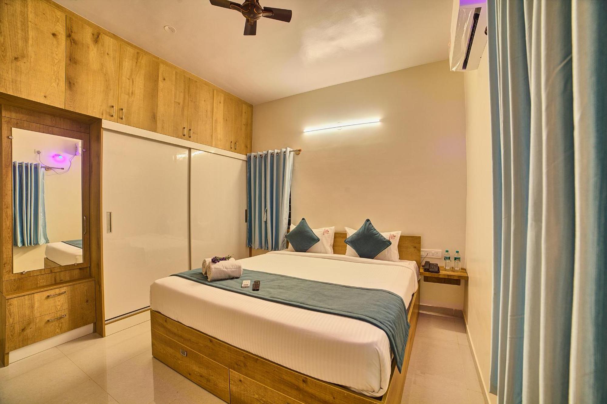 Entire 4 Bedrooms For Family And Group Near Airport
