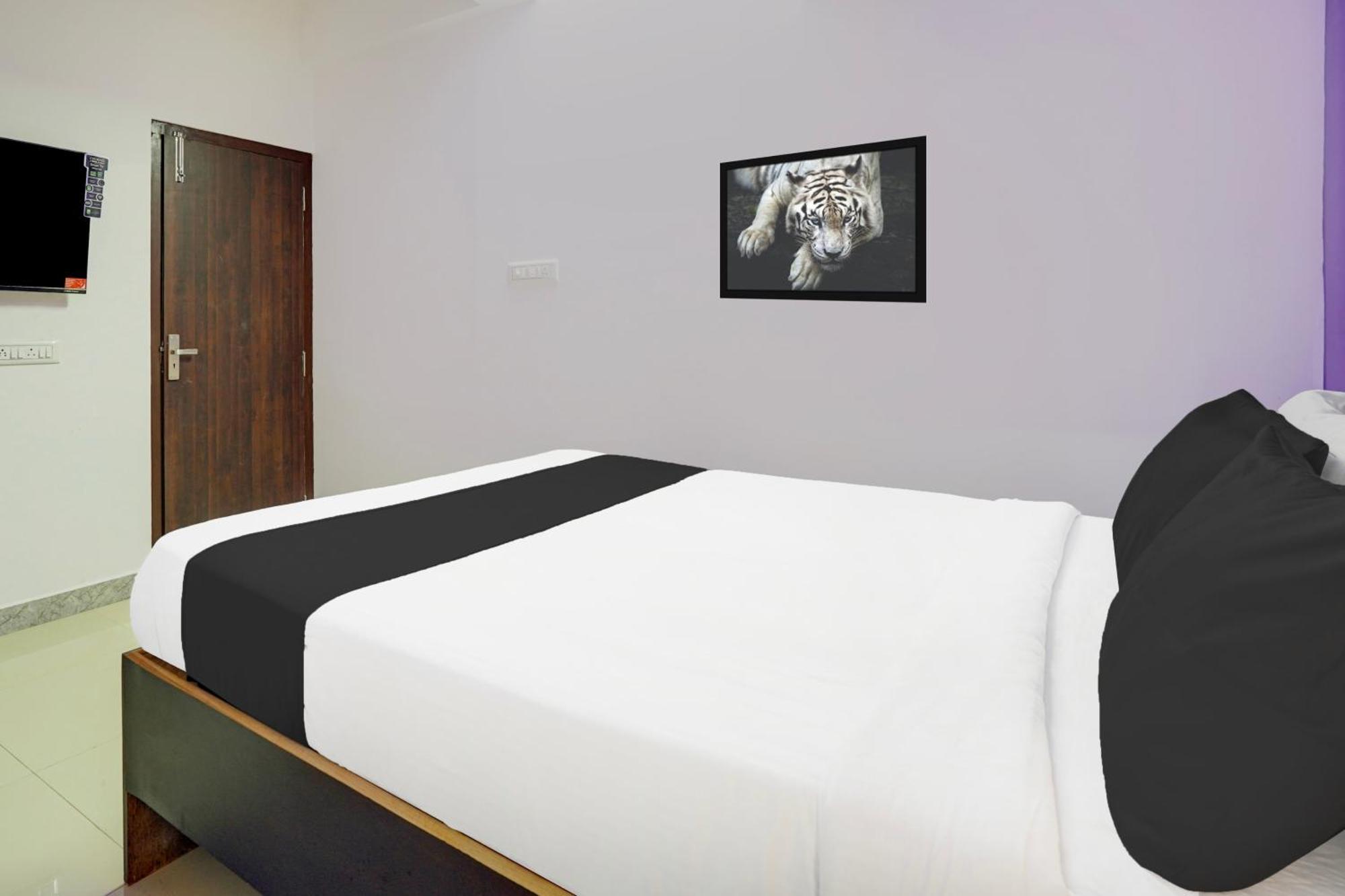 O Sahasra Hotel 3*
