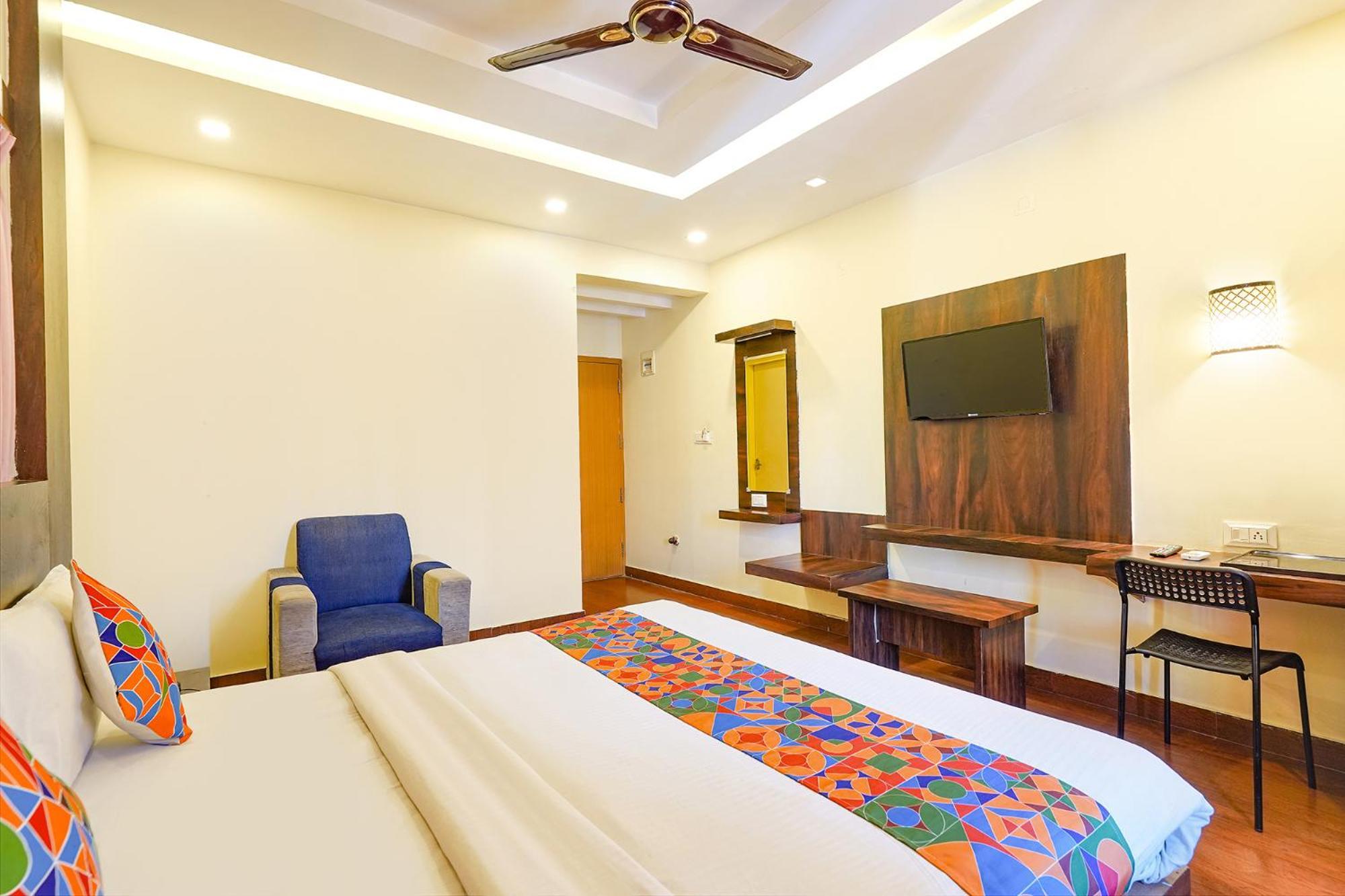 Hotel Fabhotel Royal Wood Premier - Domlur