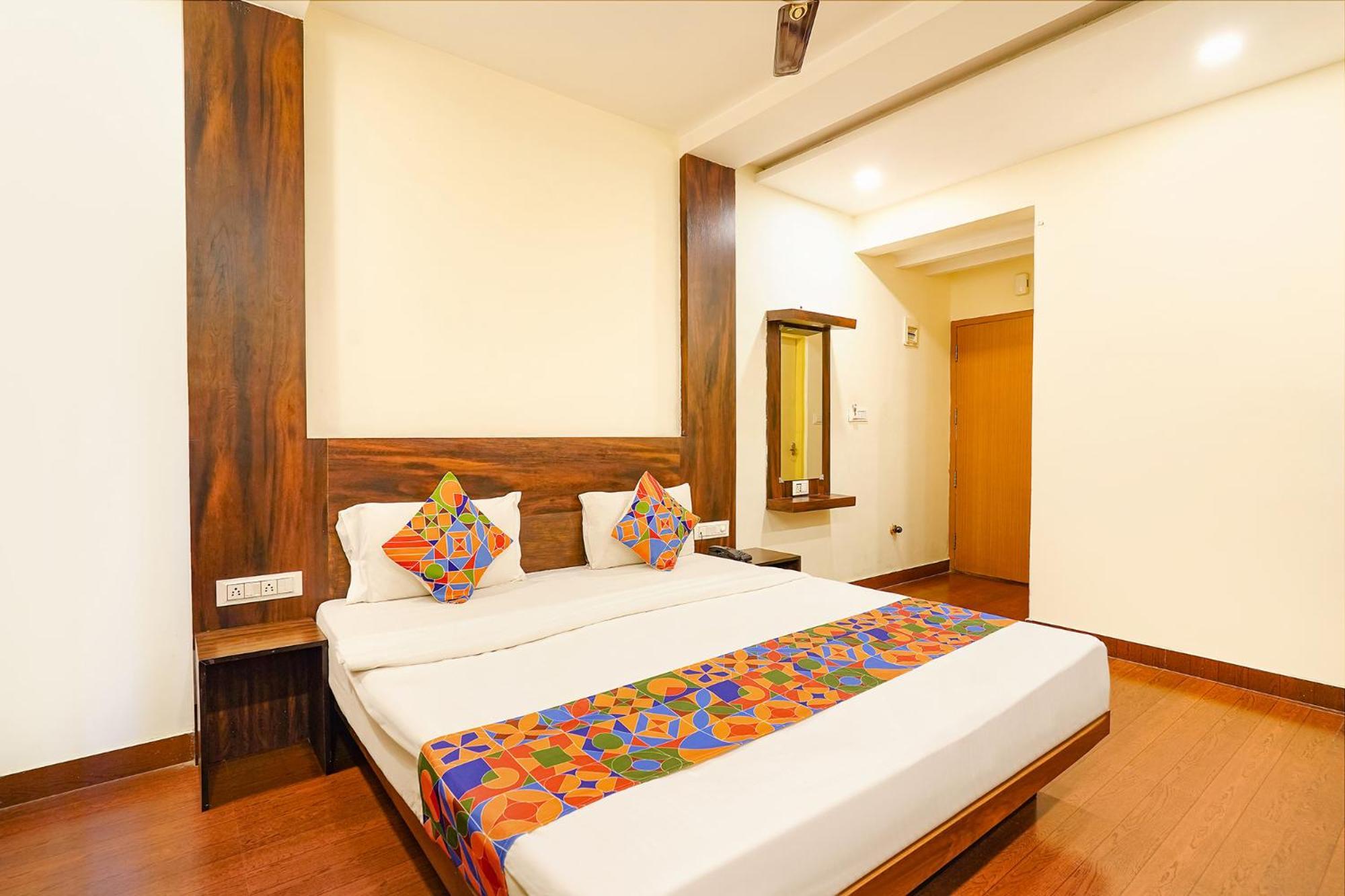Hotel Fabhotel Royal Wood Premier - Domlur 3*