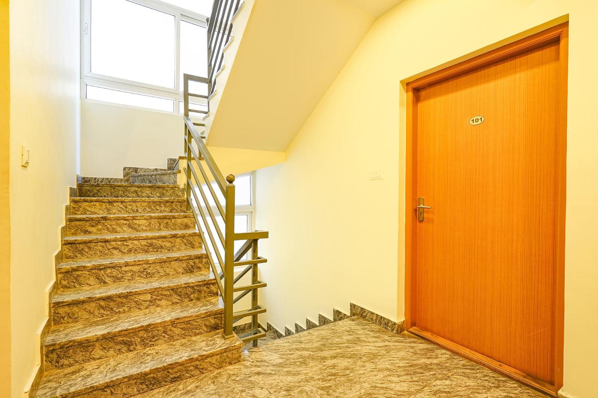 Fabhotel Royal Wood Premier - Domlur Hotel 3*