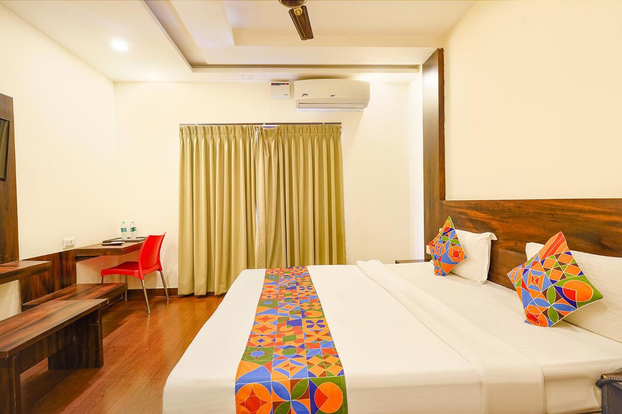 Fabhotel Royal Wood Premier - Domlur Hotel Bangalore