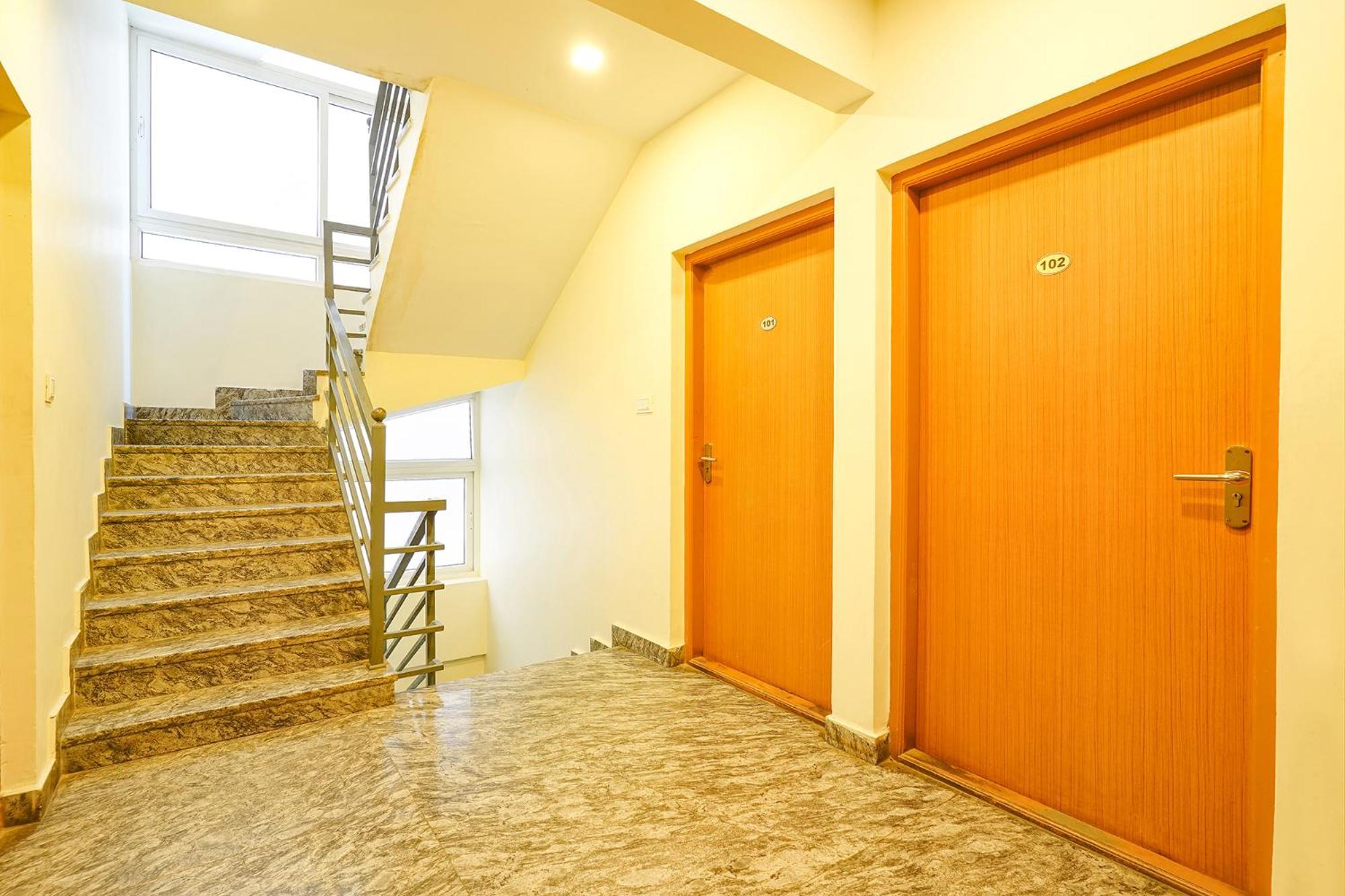 Hotel Fabhotel Royal Wood Premier - Domlur Bangalore