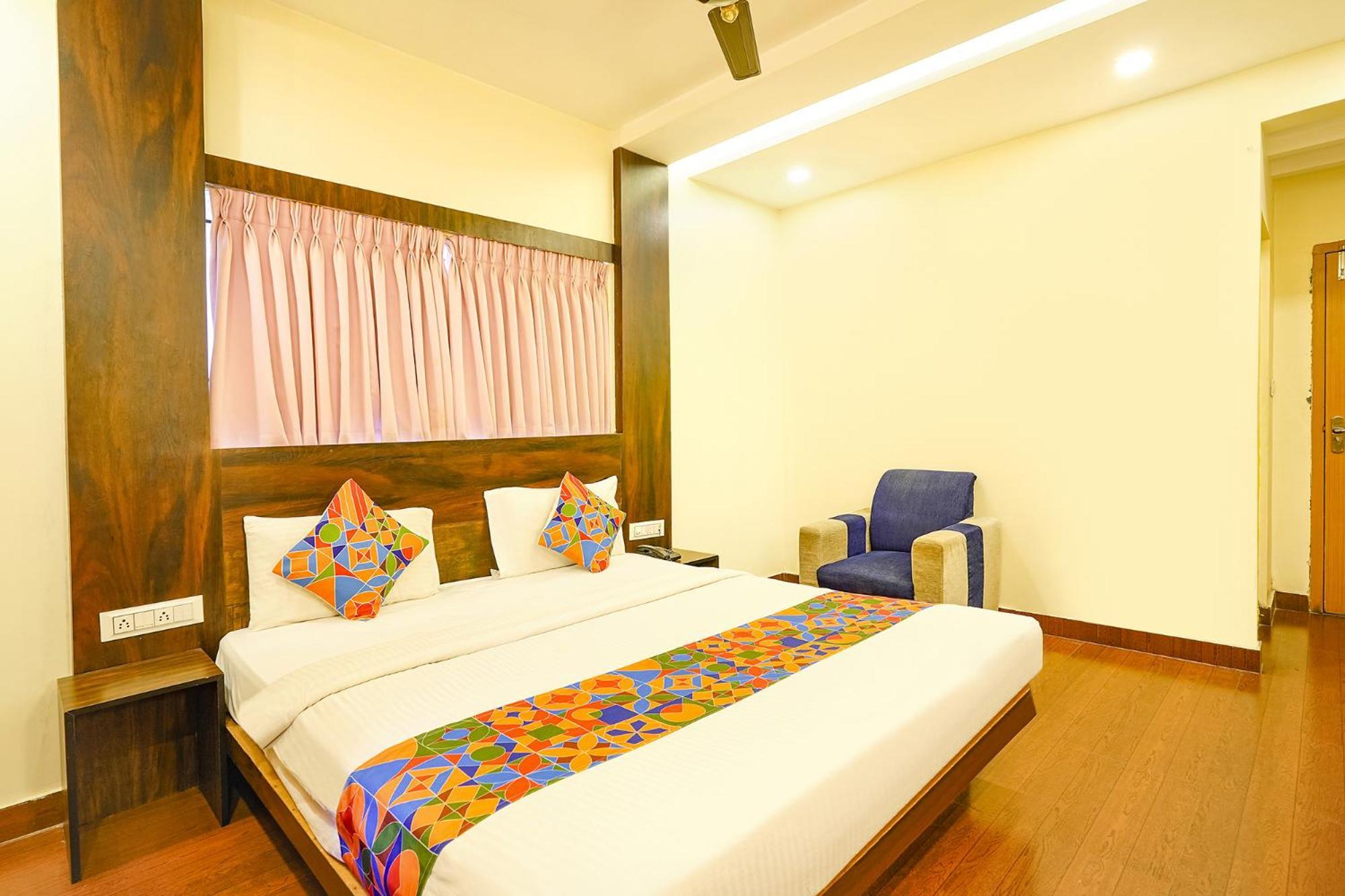 Fabhotel Royal Wood Premier - Domlur 3* Bangalore
