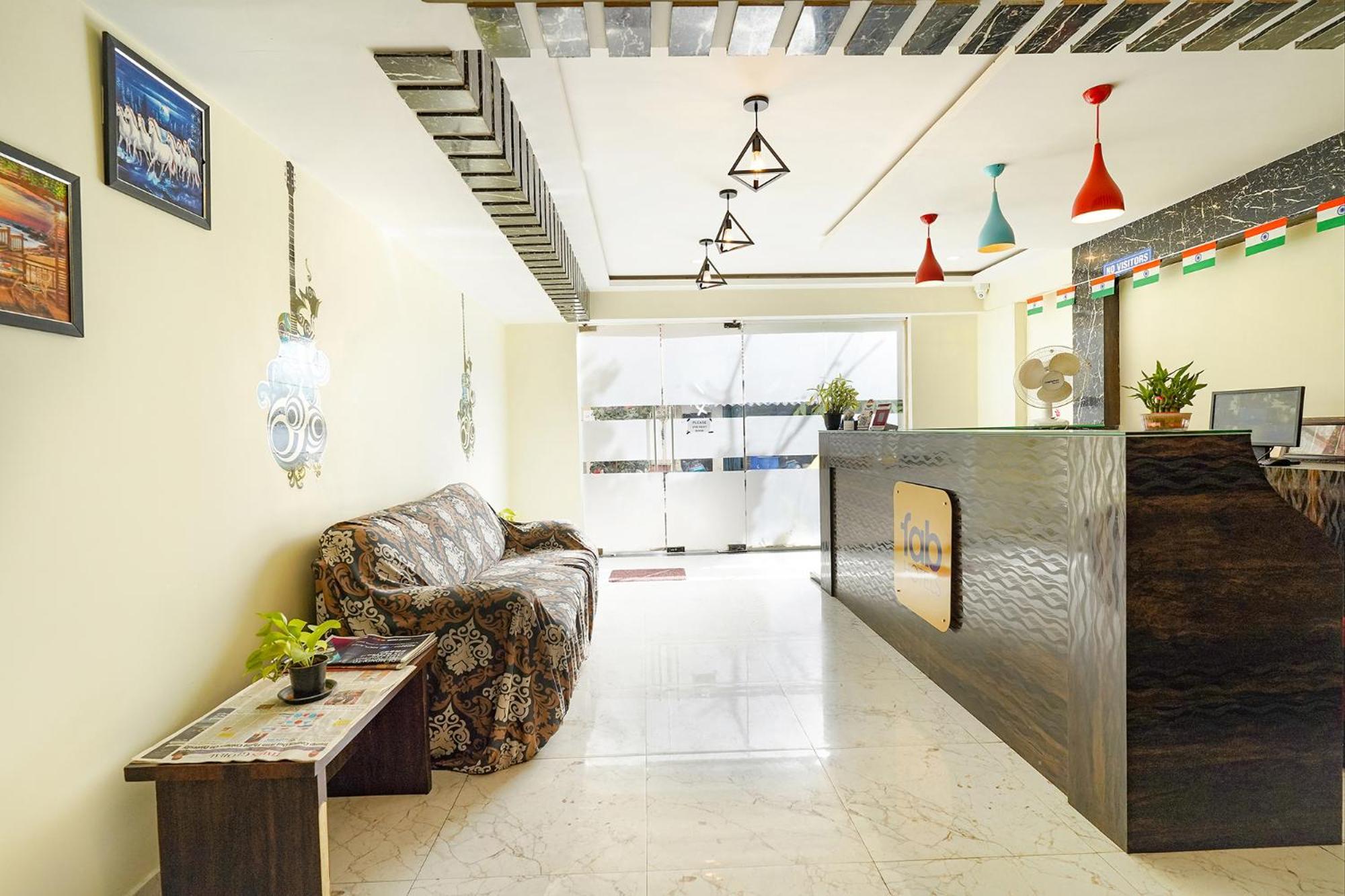 Fabhotel Royal Wood Premier - Domlur Hotel Bangalore