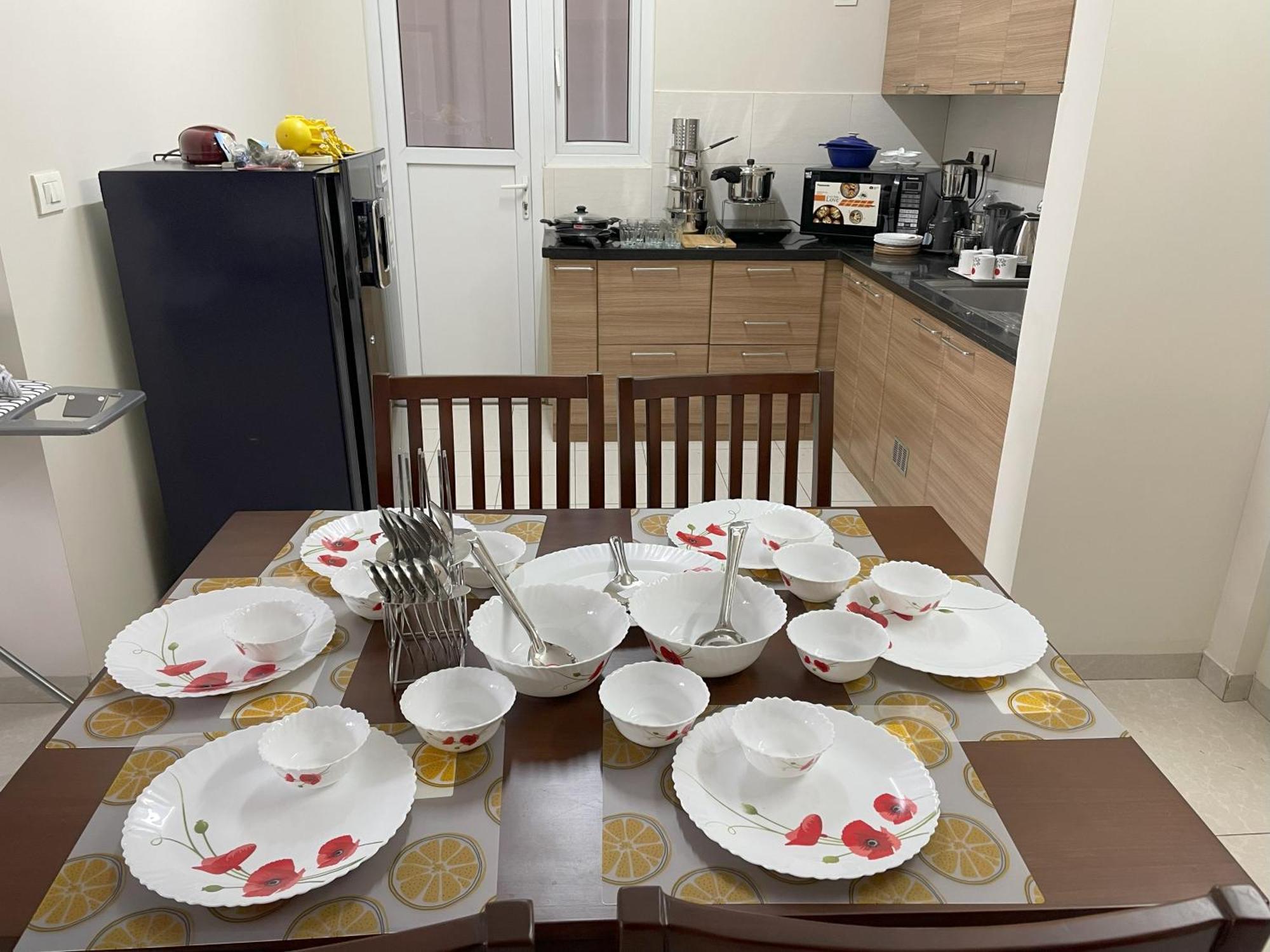 Deluxe 2bhk Family And Business Service Apartments, Raj Royale Retreats Bangalore